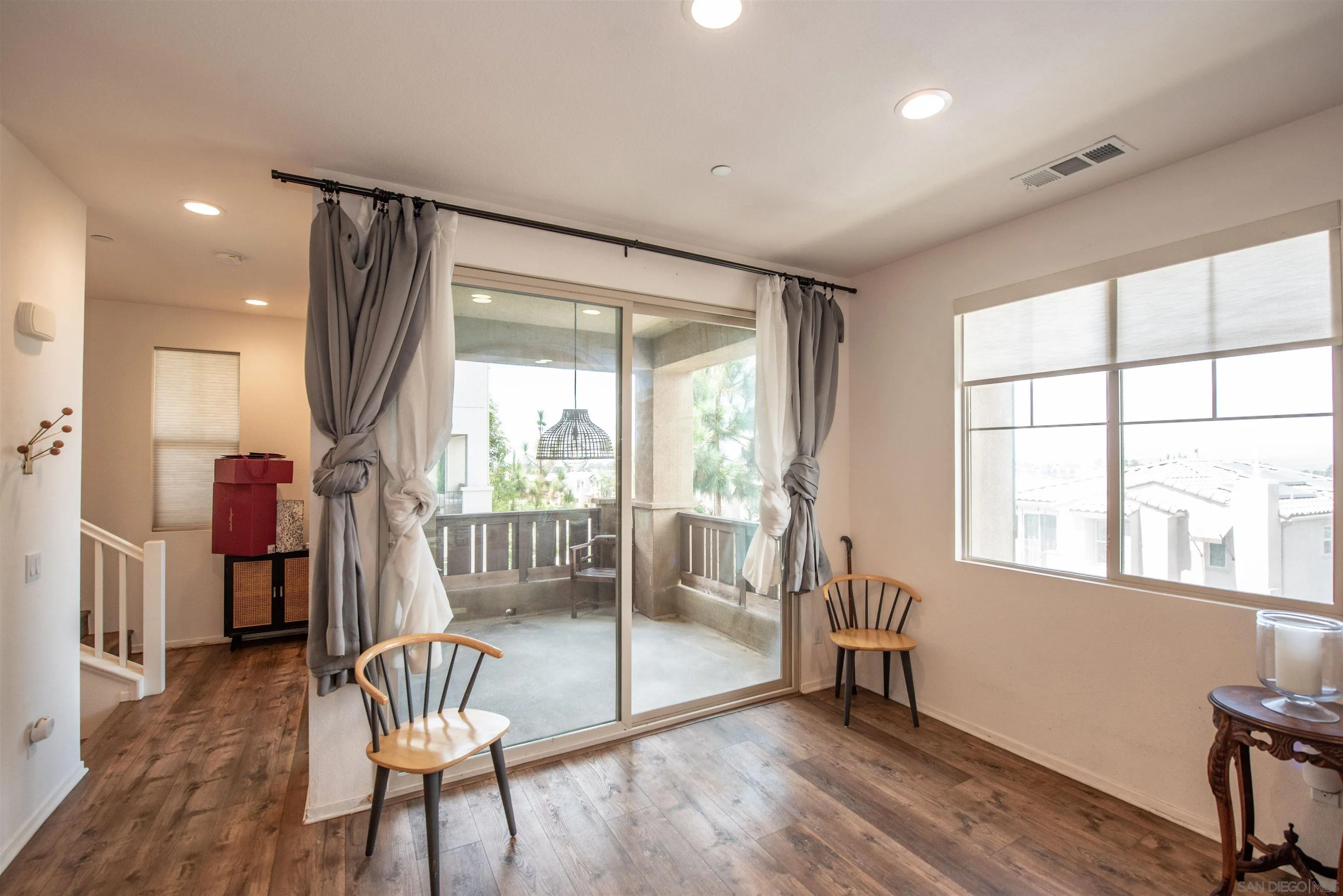 https://cdn.realtyfeed.com/cdn/127/260019830/026fd14feceecce07189b71eff737143.webp