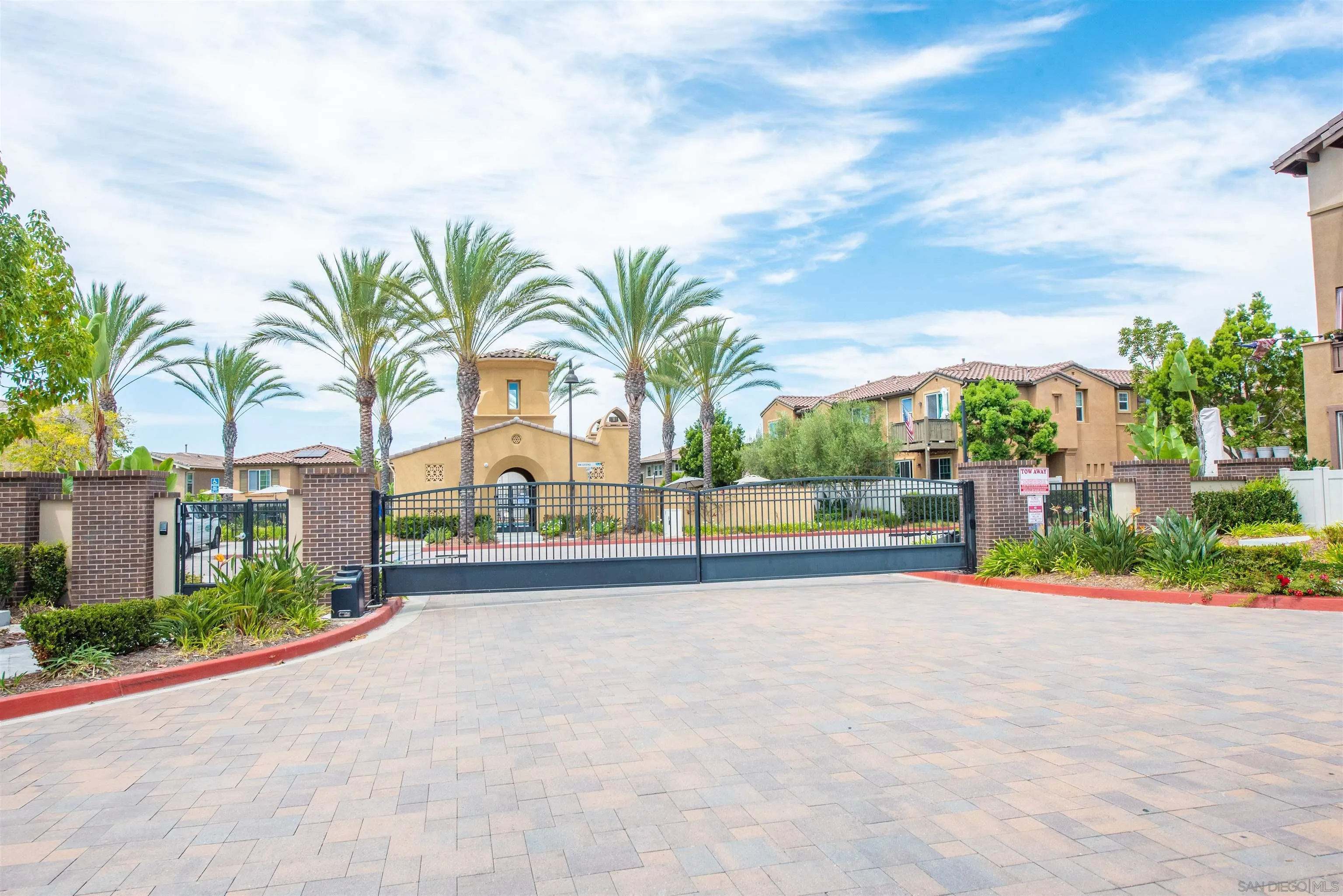 https://cdn.realtyfeed.com/cdn/127/260019830/1f363f6f2fc260ff9da2e7eef4ff2ca3.webp