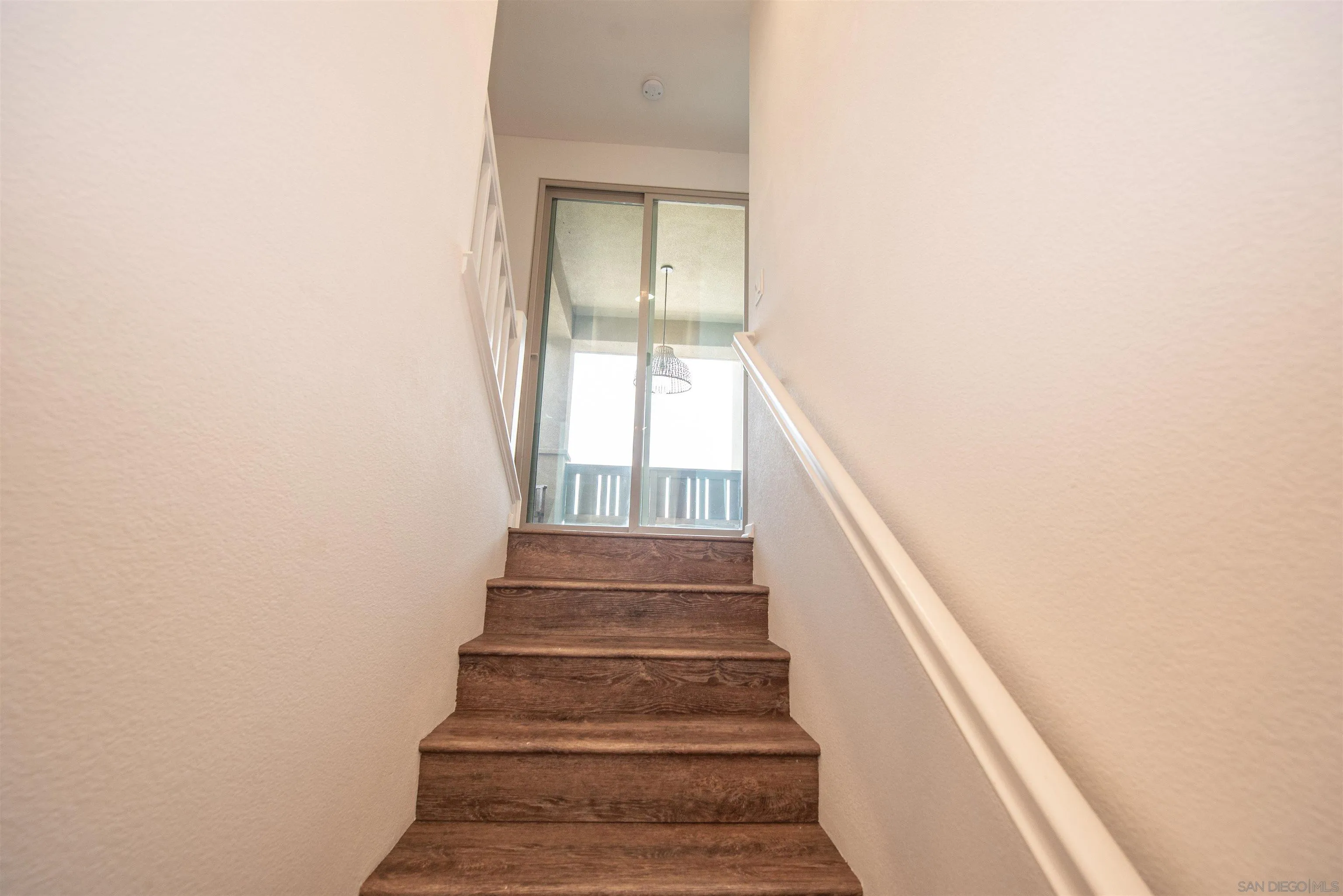 https://cdn.realtyfeed.com/cdn/127/260019830/834d8305bbce4dd6dea33c01a8fe3d28.webp
