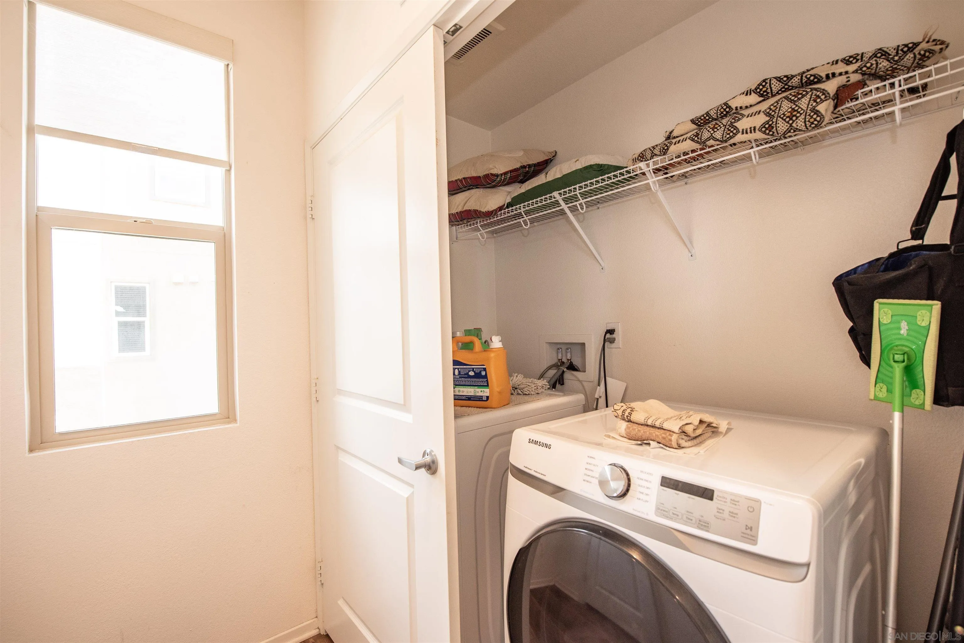 https://cdn.realtyfeed.com/cdn/127/260019830/b4dda74a3bfe57fd26946d8c60b22476.webp
