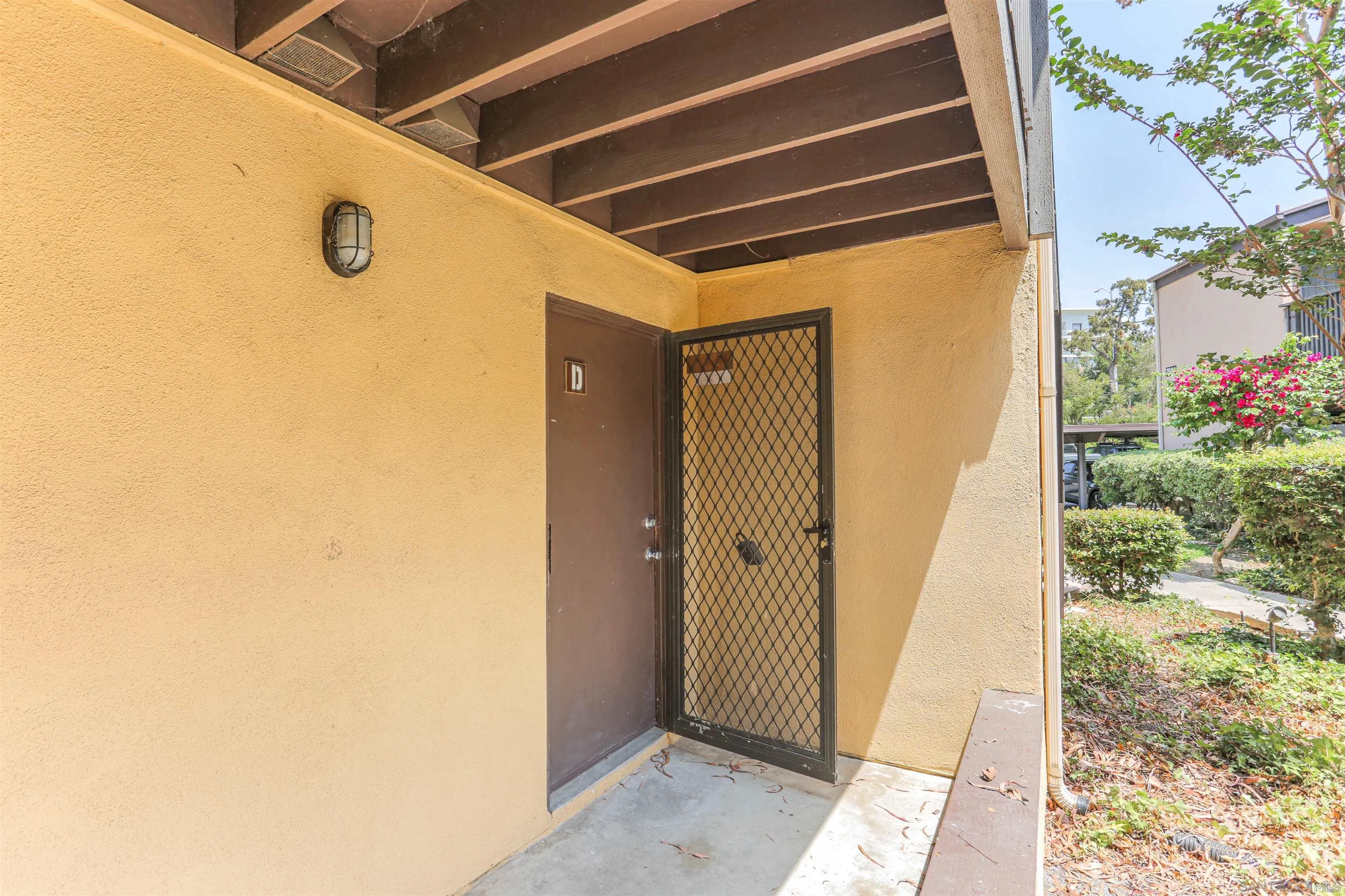 Photo #13: 260019831 Listing: Photo #13