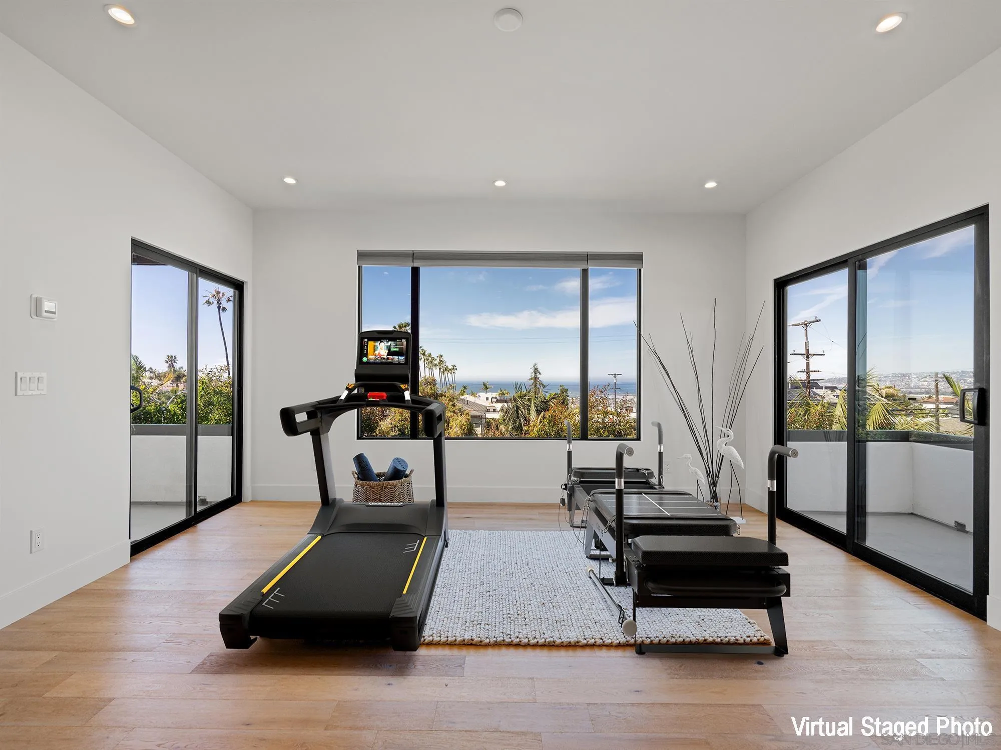 https://cdn.realtyfeed.com/cdn/127/260019832/1108176288299144db3da93597c026af.webp