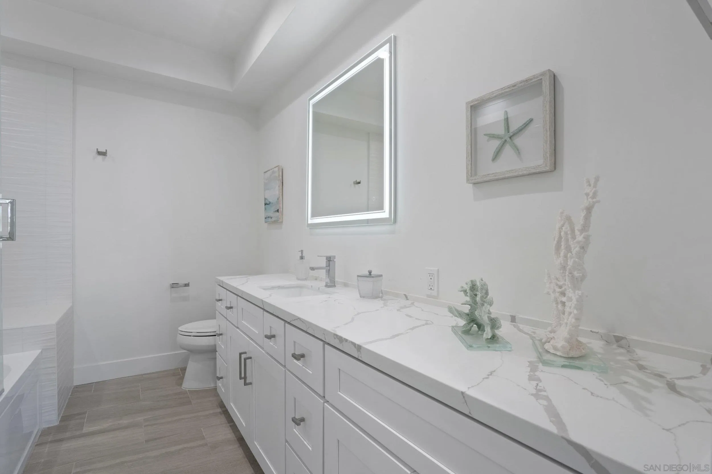 https://cdn.realtyfeed.com/cdn/127/260019832/2d7af3df6850786a546aec113f2931bb.webp