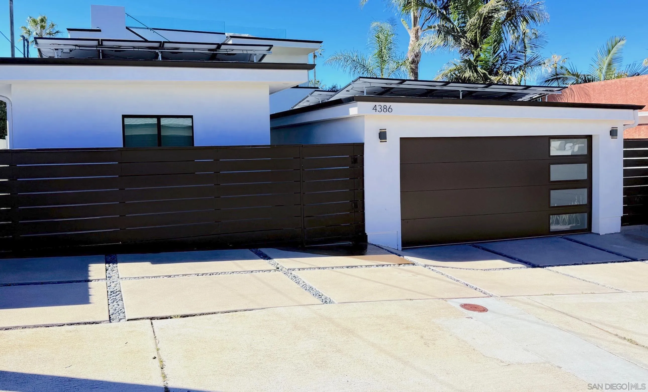 https://cdn.realtyfeed.com/cdn/127/260019832/be9310c8d8373f72aedf409ebc15908f.webp