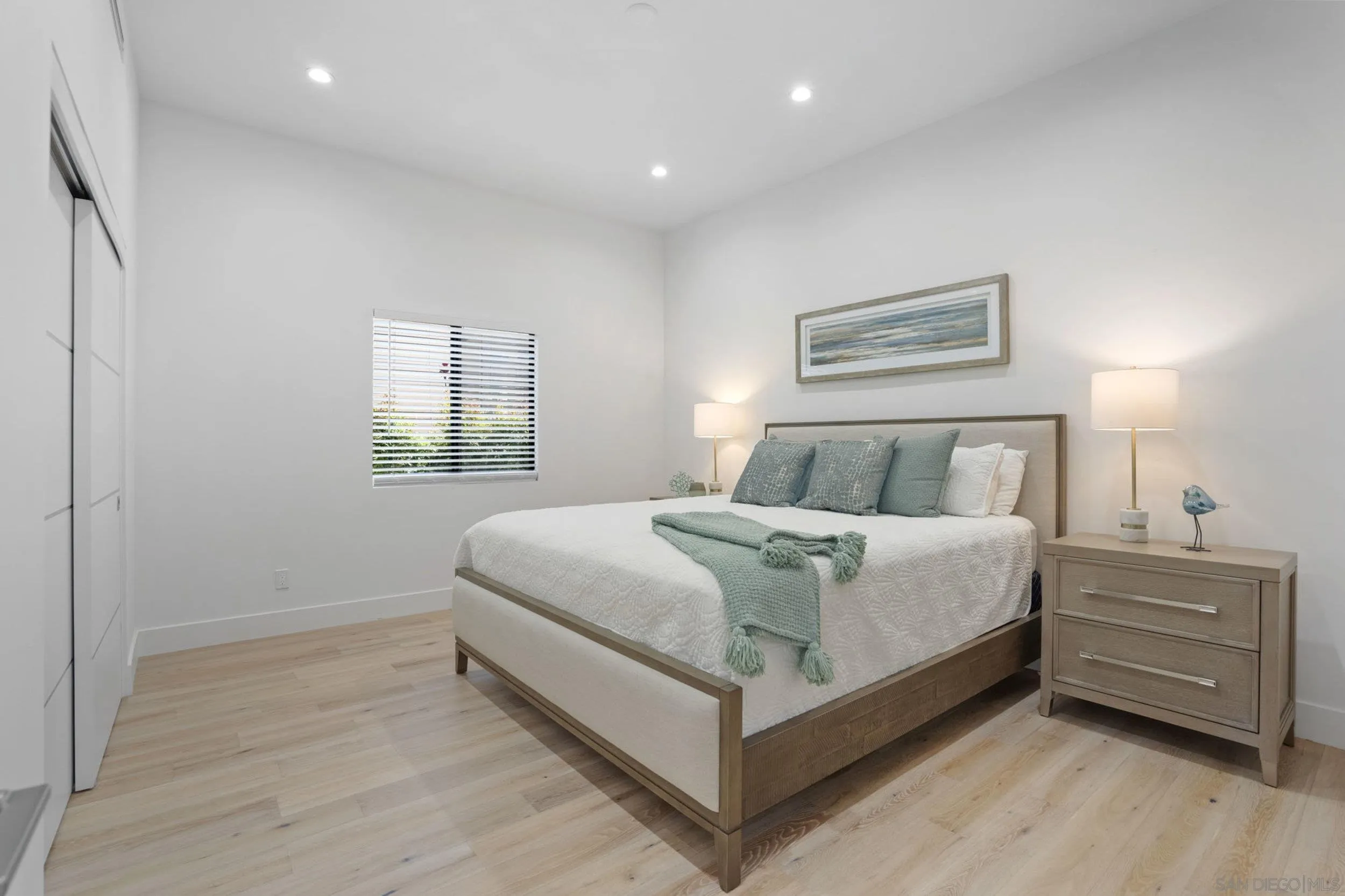 https://cdn.realtyfeed.com/cdn/127/260019832/cd76d5d4220889df0c31daa64654e2d7.webp