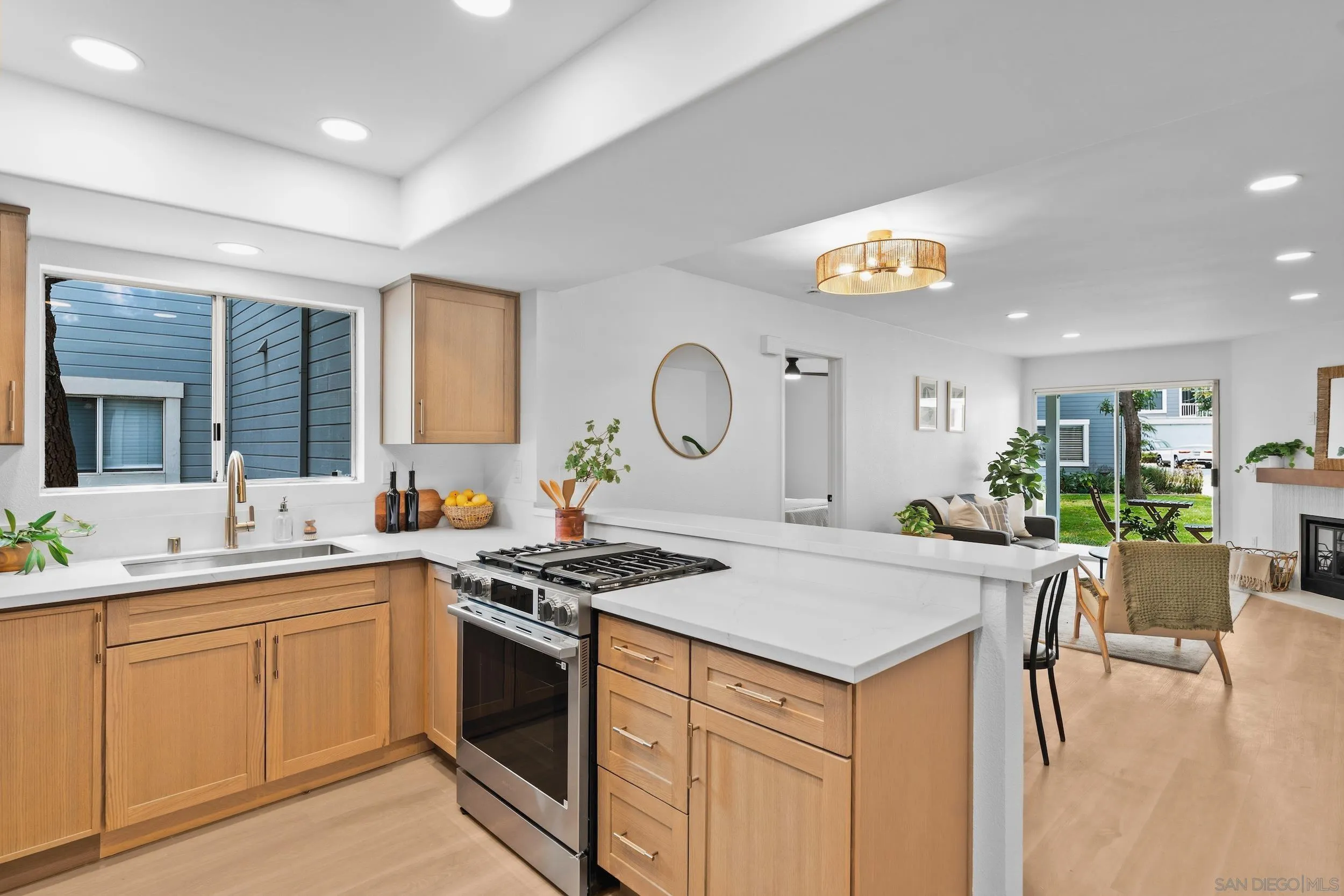 Photo #3: 260019833 Listing: Photo #3
