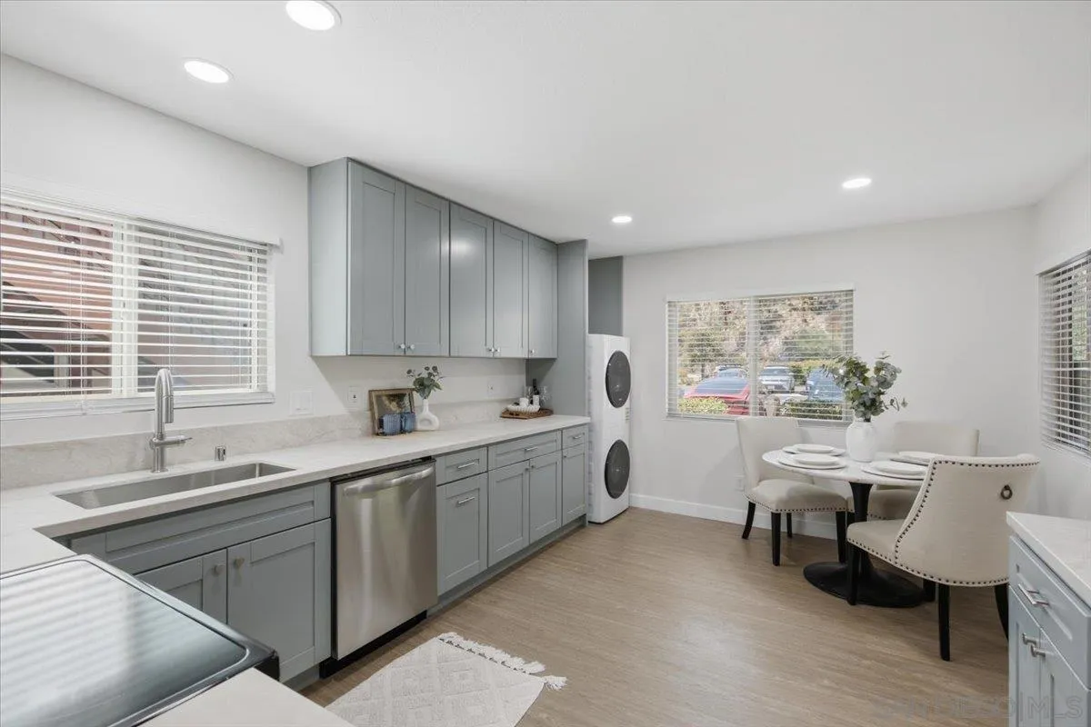 Photo #11: 260019834 Listing: Photo #11