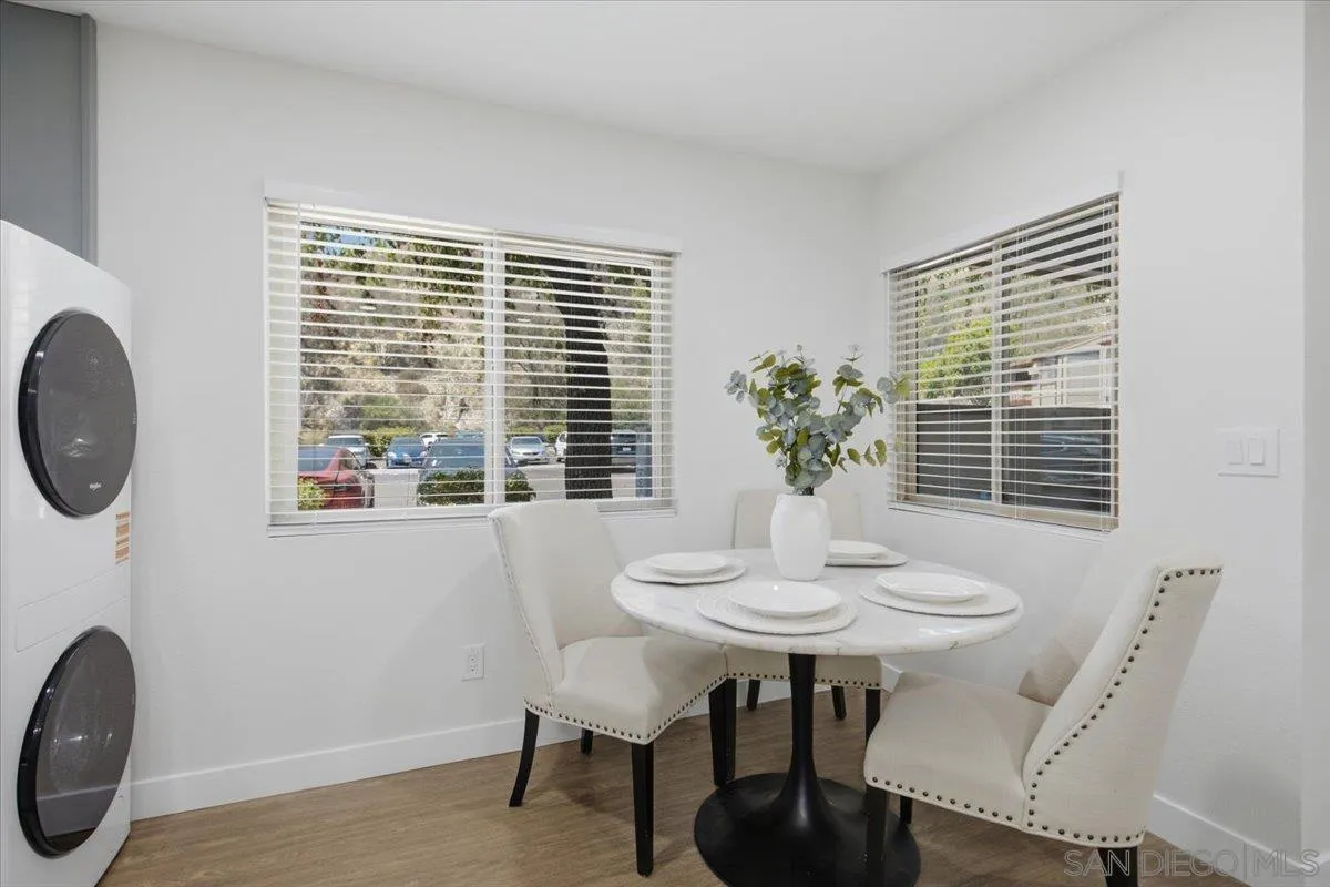 Photo #12: 260019834 Listing: Photo #12