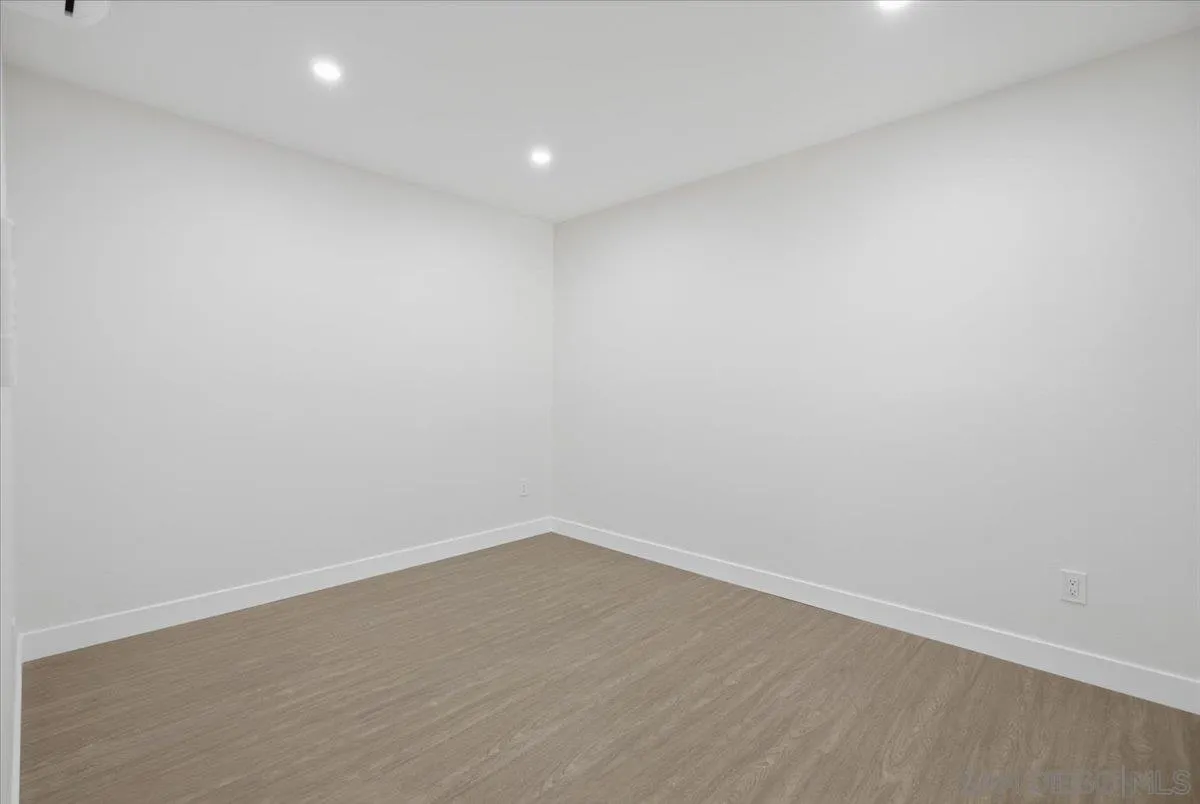 Photo #14: 260019834 Listing: Photo #14