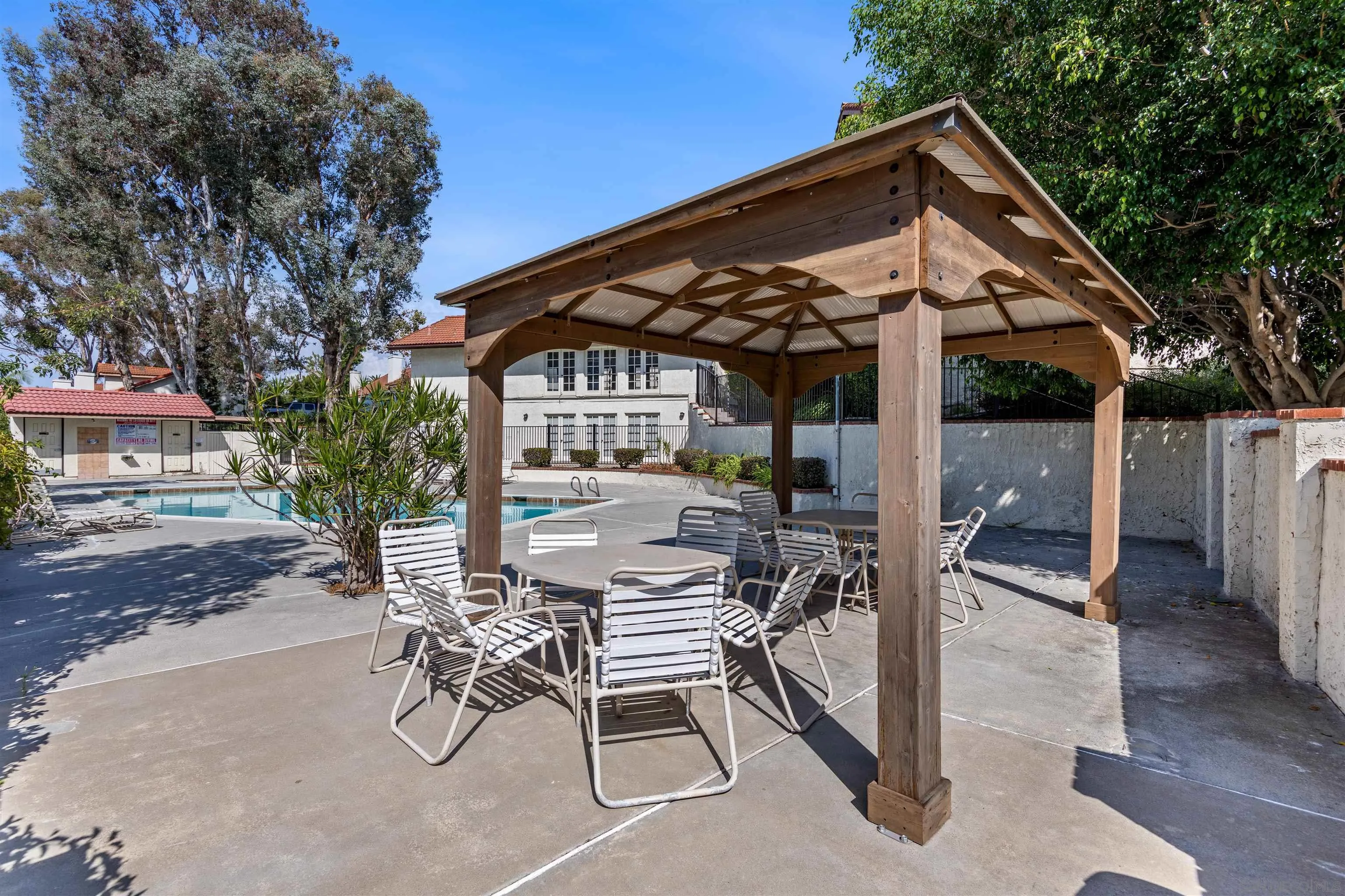 https://cdn.realtyfeed.com/cdn/127/260019835/25a3b8bfac8d5cbaf1b2e53bbfc02166.webp
