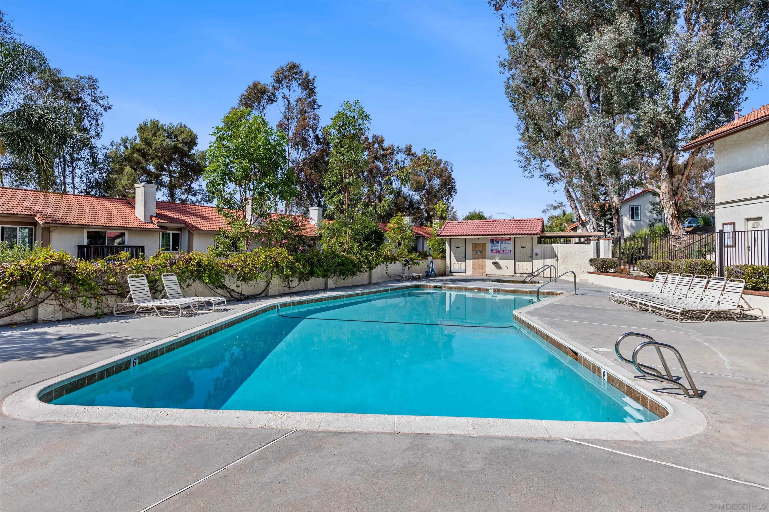 https://cdn.realtyfeed.com/cdn/127/260019835/fe041cc85d849a2d834070982db0a049.webp