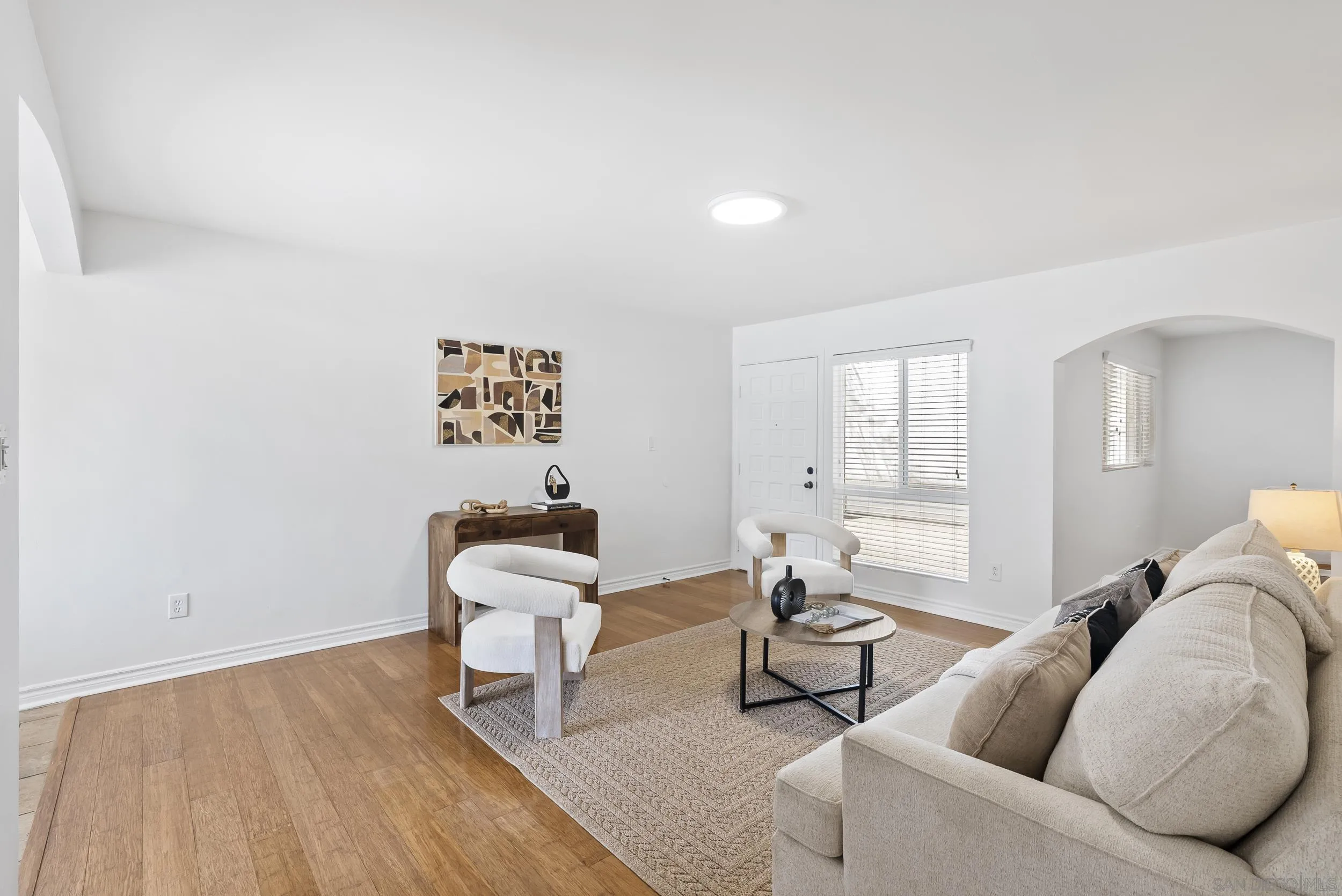 Photo #7: 260019837 Listing: Photo #7