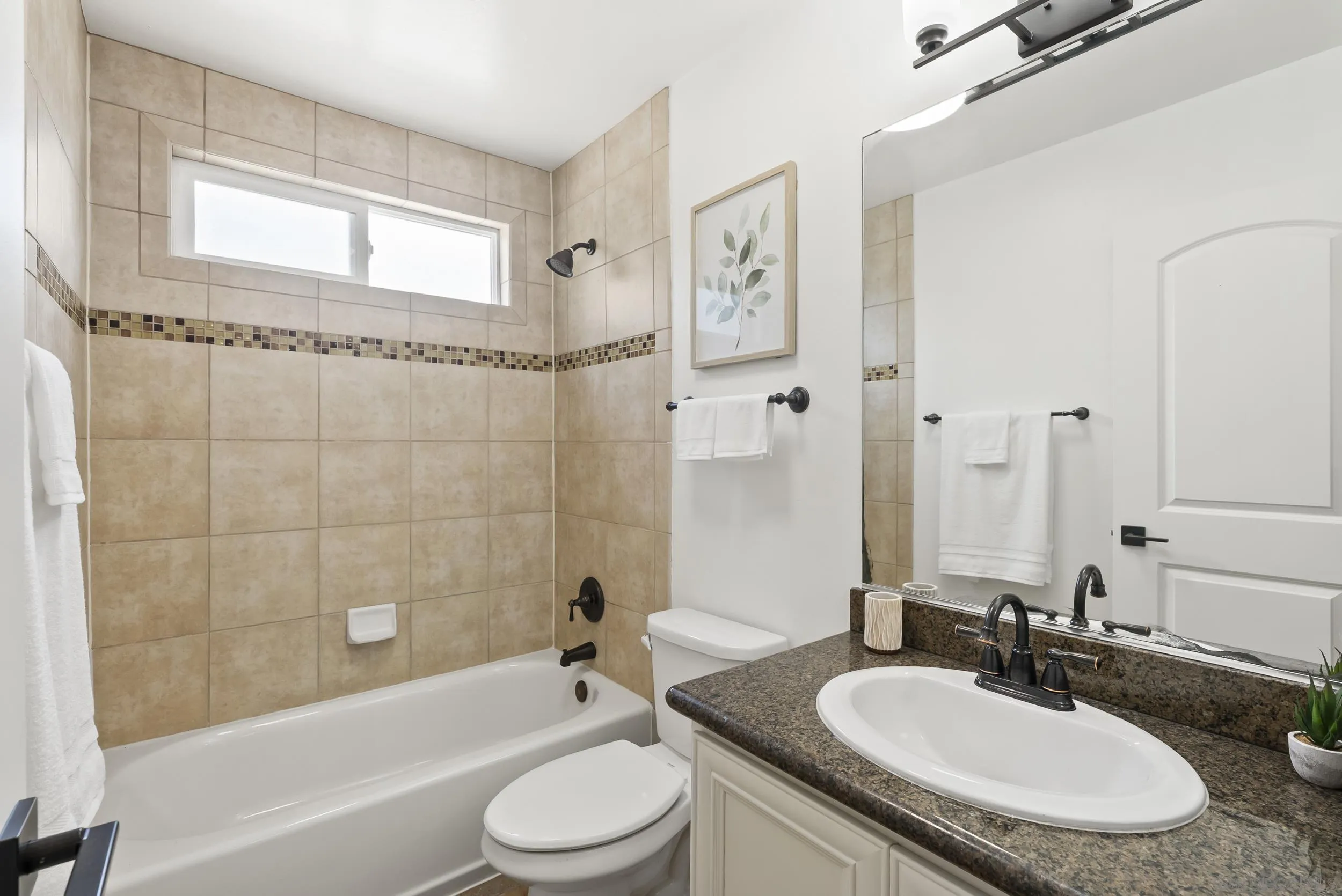 Photo #17: 260019837 Listing: Photo #17