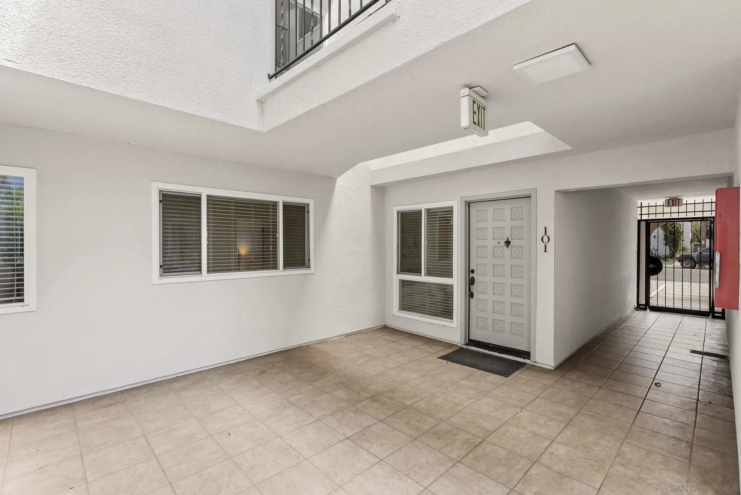Photo #2: 260019837 Listing: Photo #2