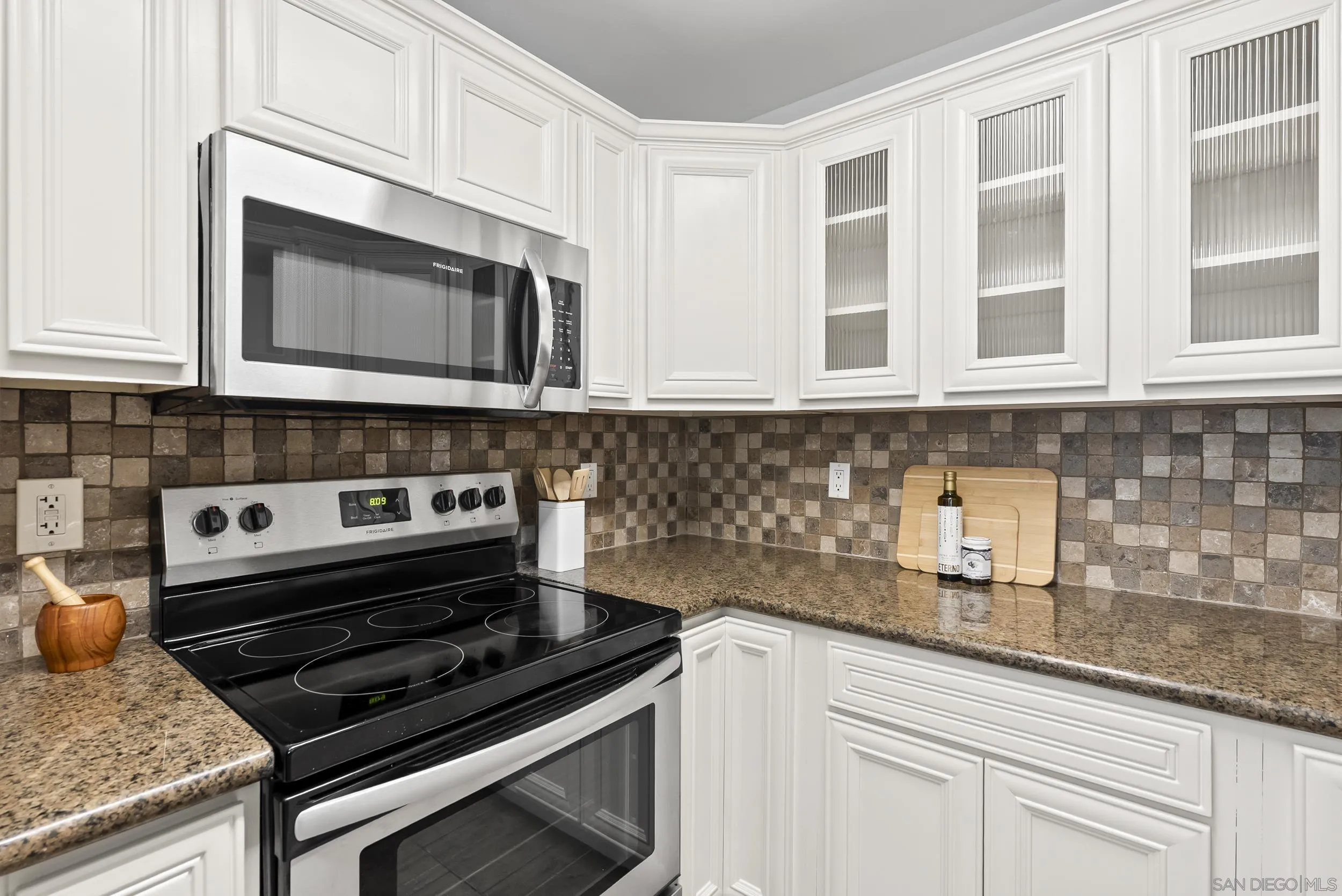 Photo #15: 260019837 Listing: Photo #15