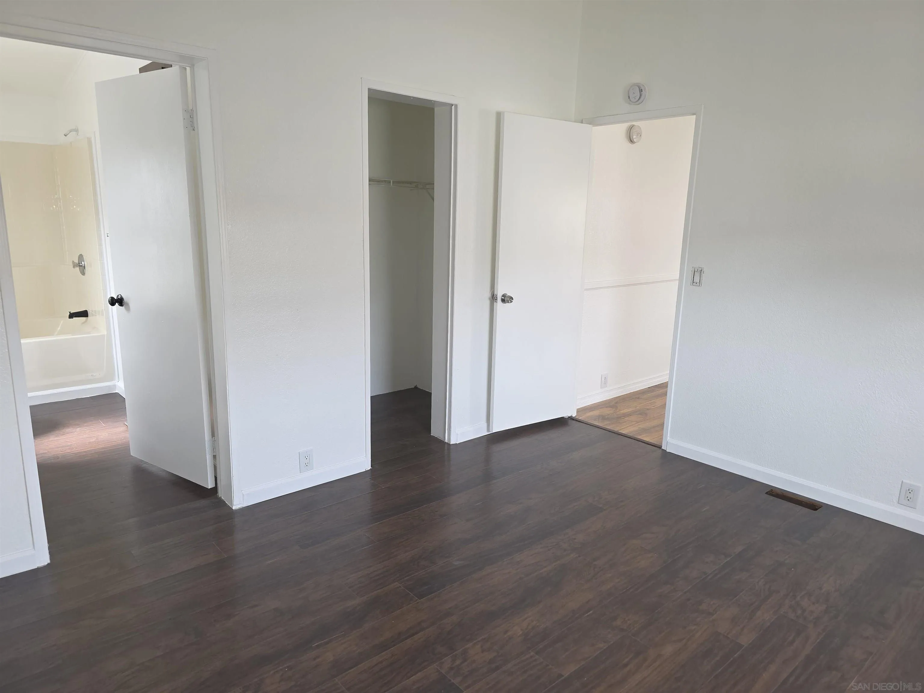https://cdn.realtyfeed.com/cdn/127/260019839/150871a18db19e88108df6c89ed44f38.webp