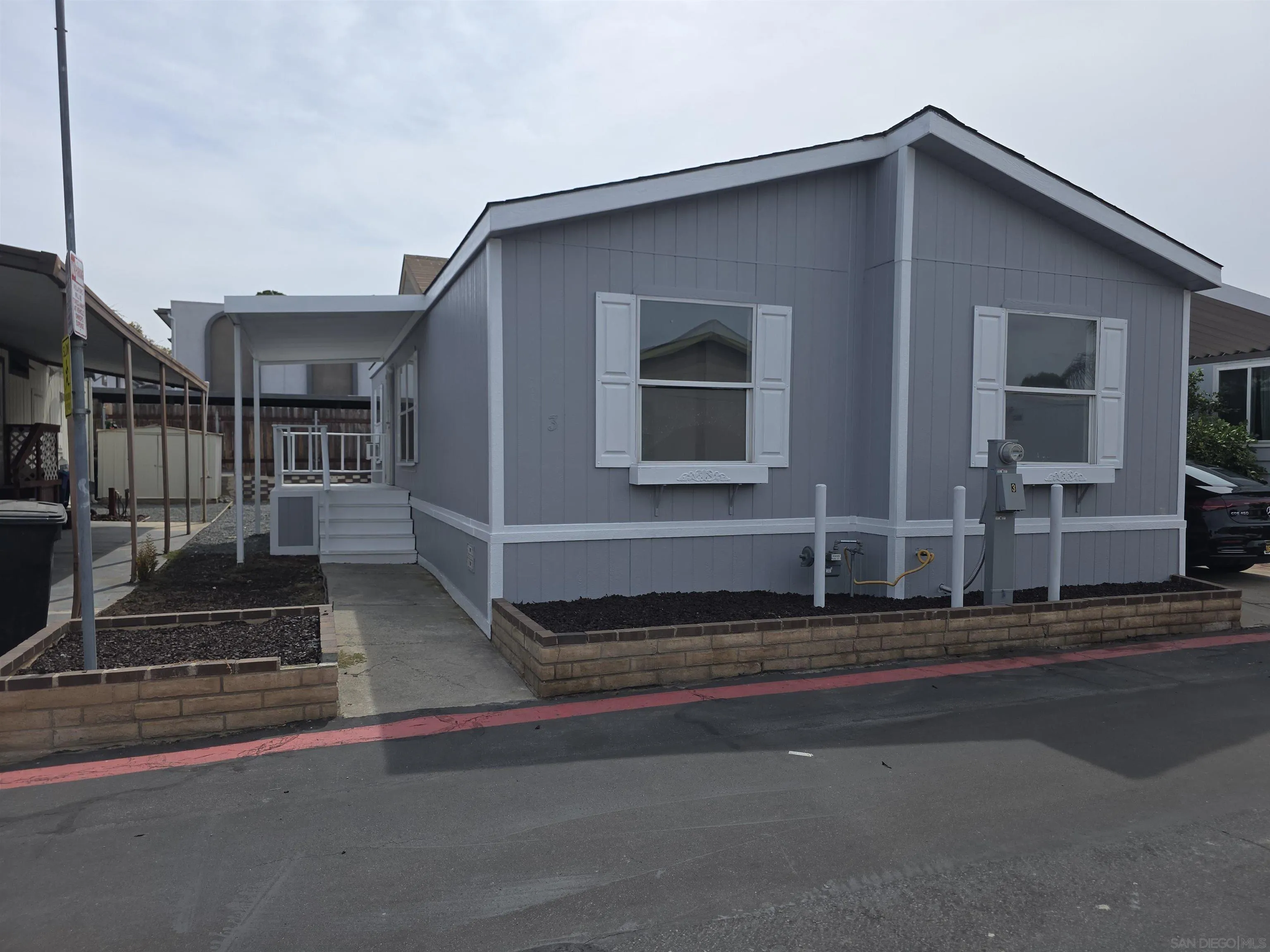 https://cdn.realtyfeed.com/cdn/127/260019839/514c745c6fbcec00dc446d4030834eb5.webp