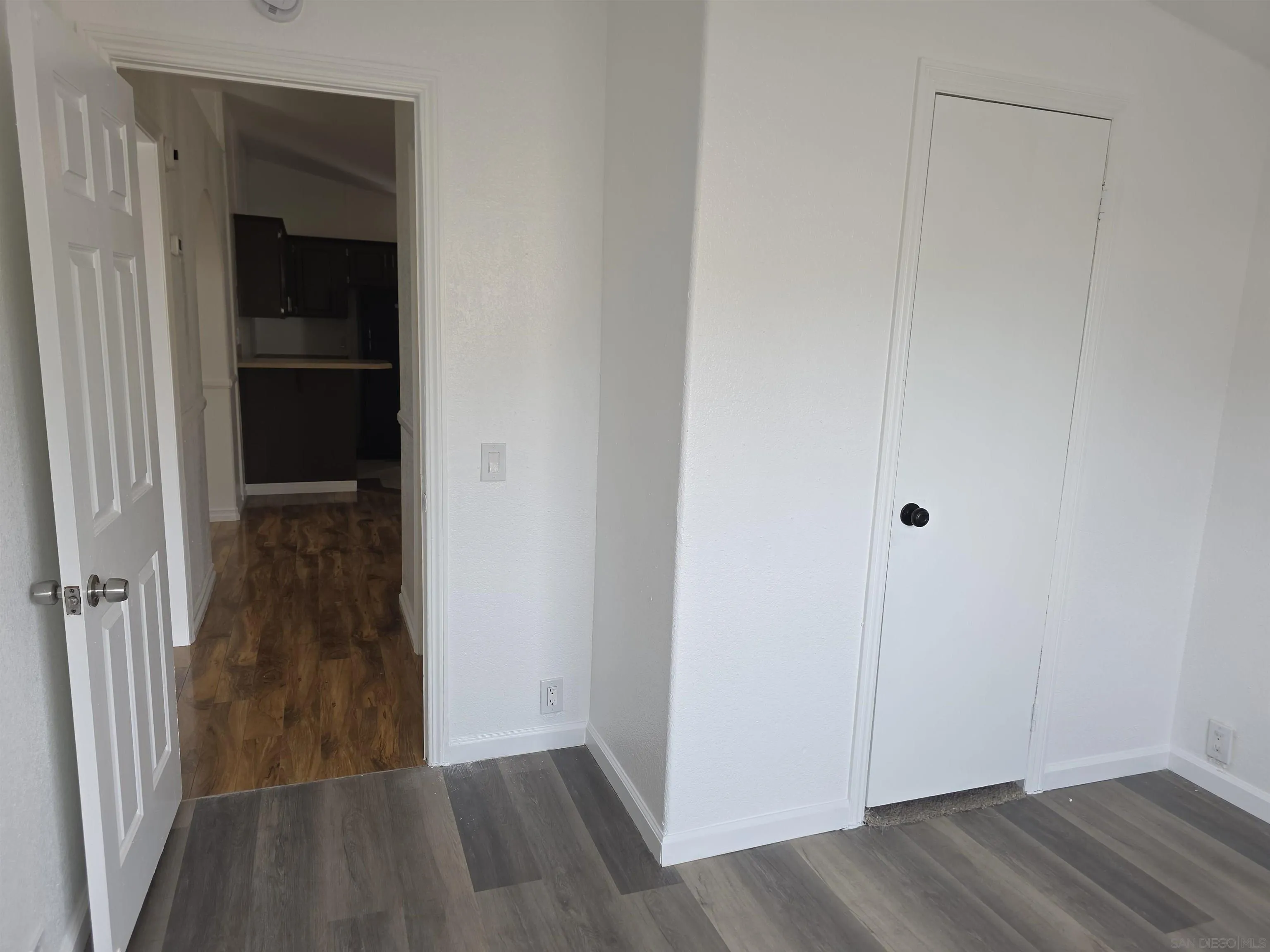 https://cdn.realtyfeed.com/cdn/127/260019839/bb1435d825dcb77d099a460ce93a1c08.webp