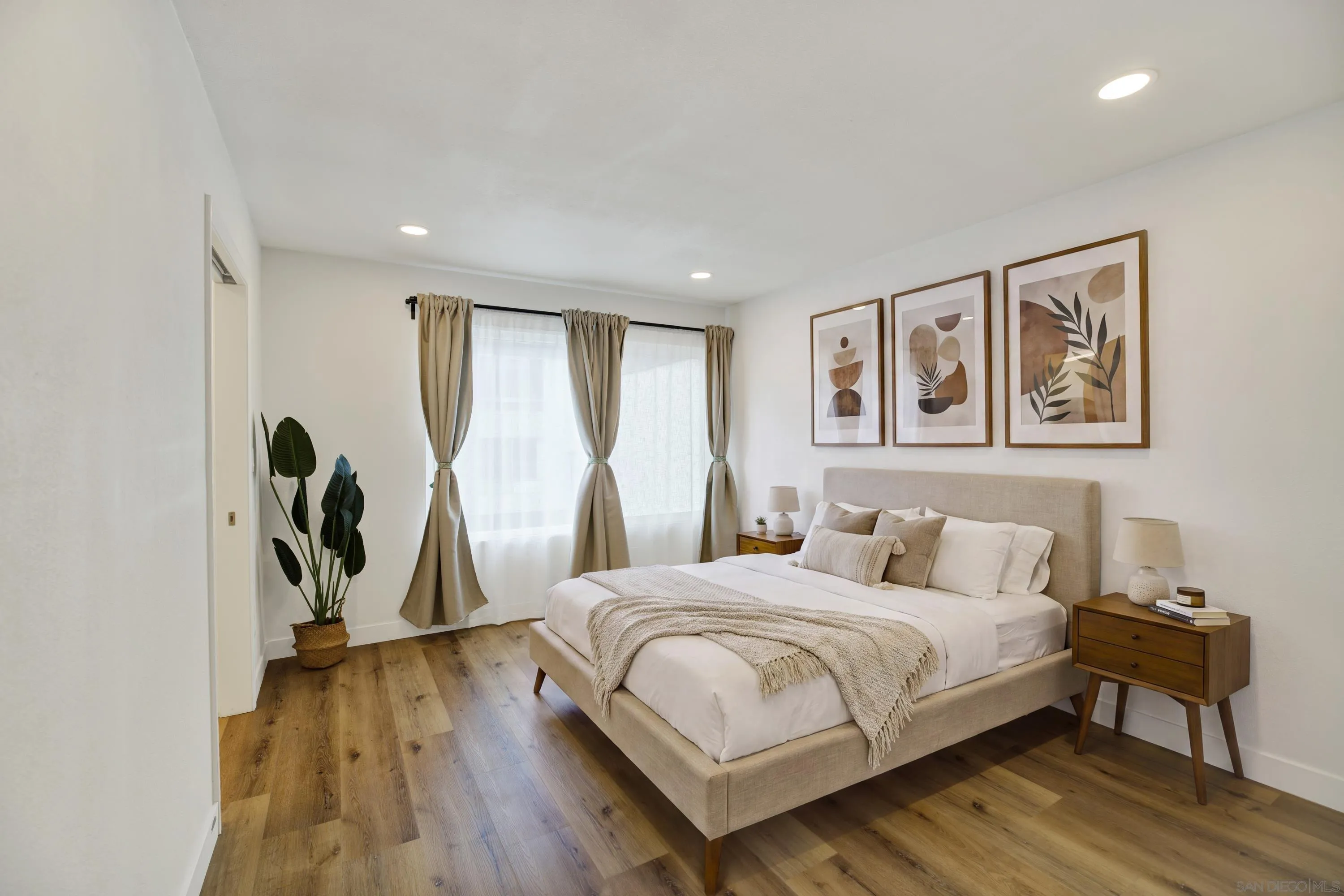 https://cdn.realtyfeed.com/cdn/127/260019840/86c360d5c7a29cc35dc6d326188ee131.webp