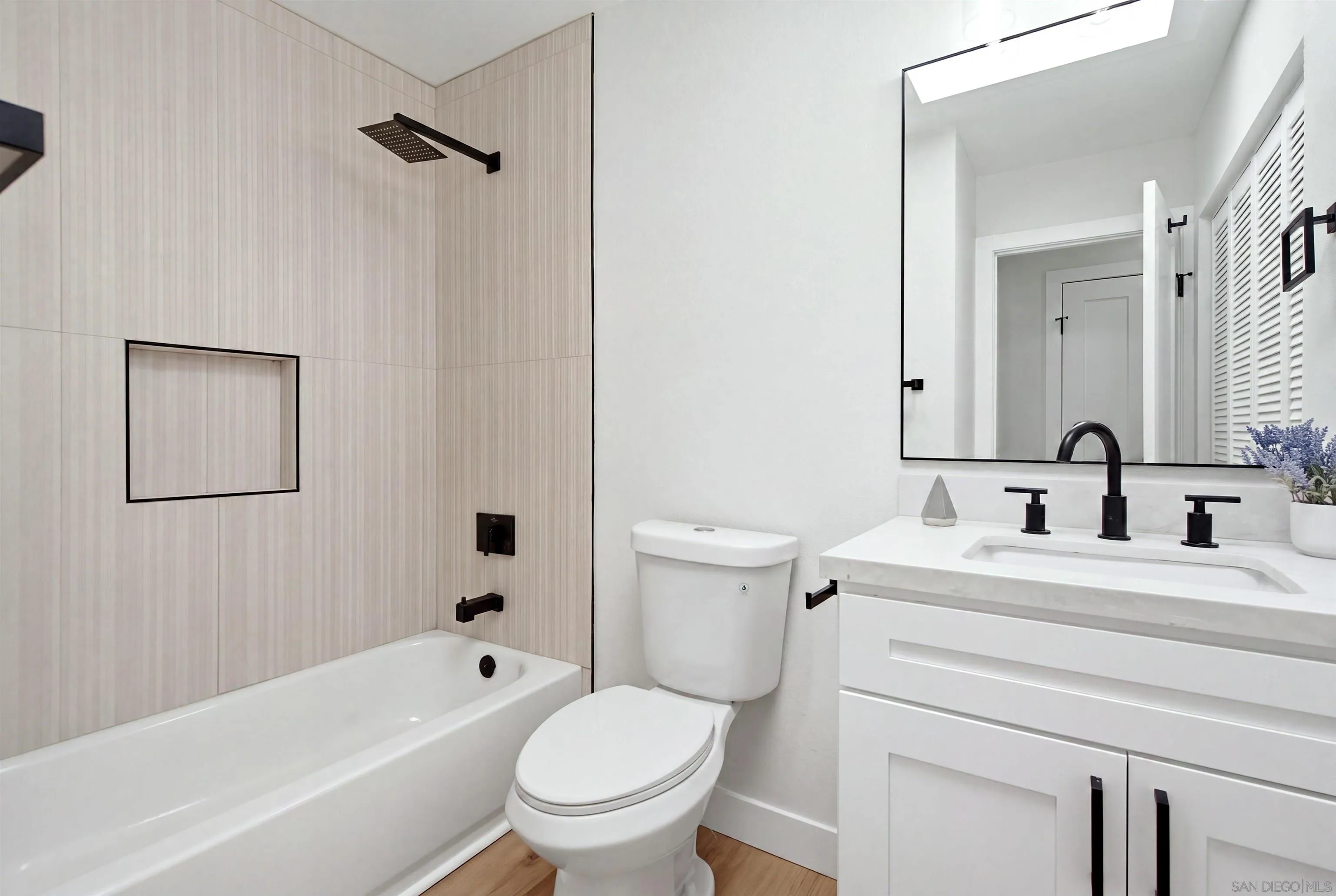 Photo #9: 260019841 Listing: Photo #9
