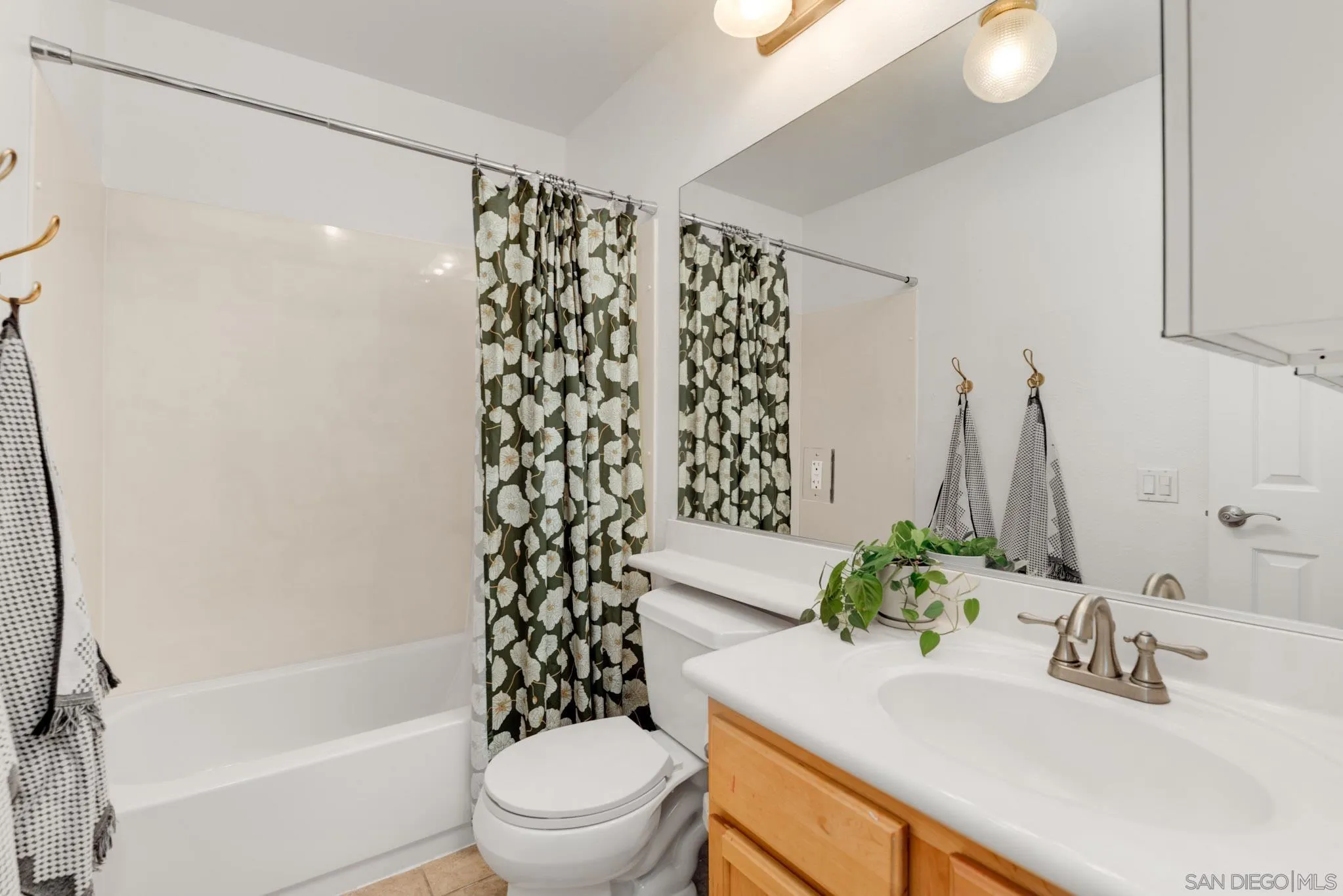 Photo #31: 260019842 Listing: Photo #31