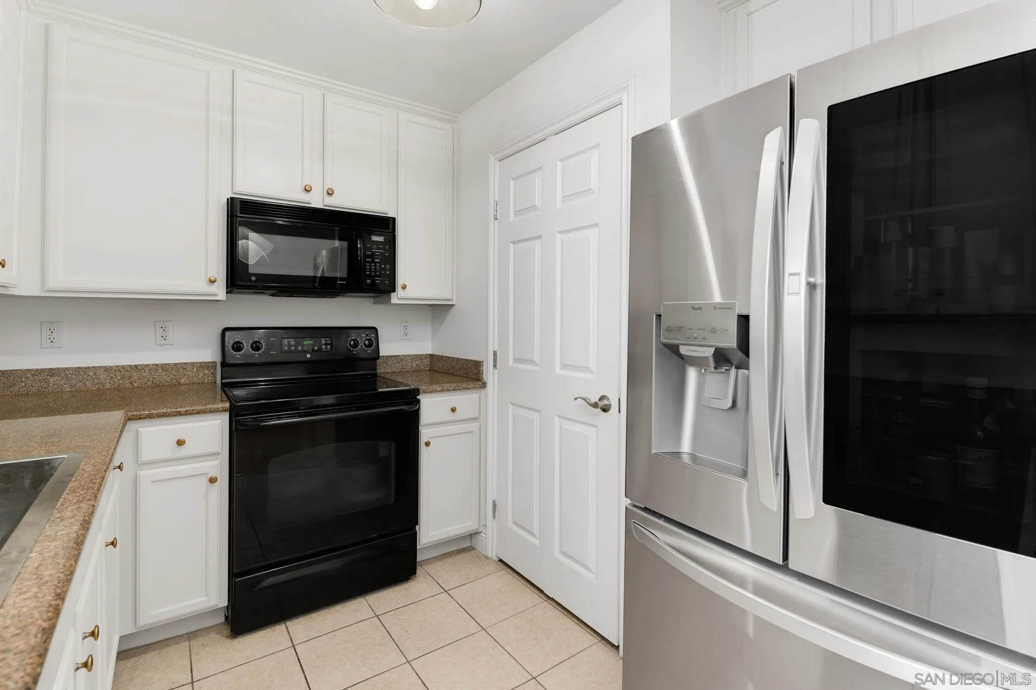 Photo #18: 260019842 Listing: Photo #18