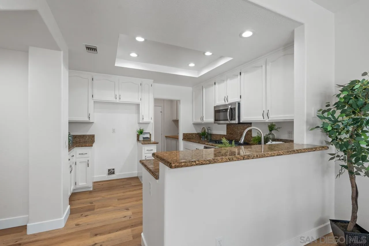 Photo #13: 260019843 Listing: Photo #13