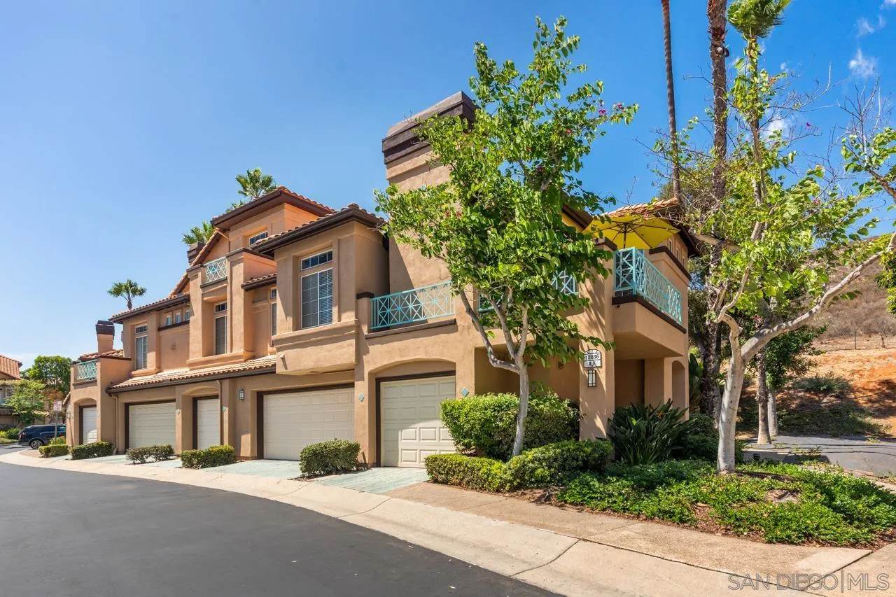 Photo #1: 260019843 Listing: Photo #1