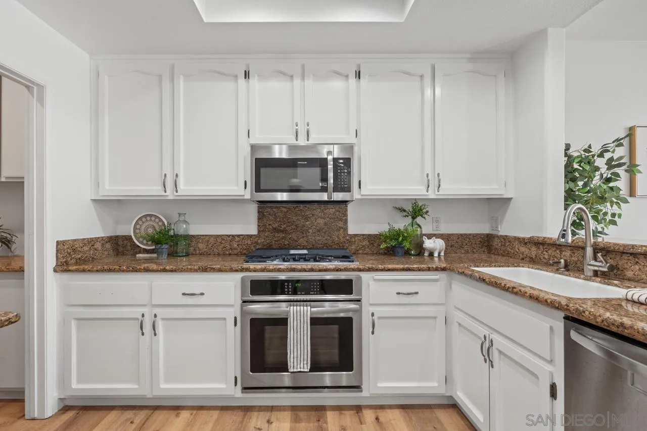 Photo #14: 260019843 Listing: Photo #14