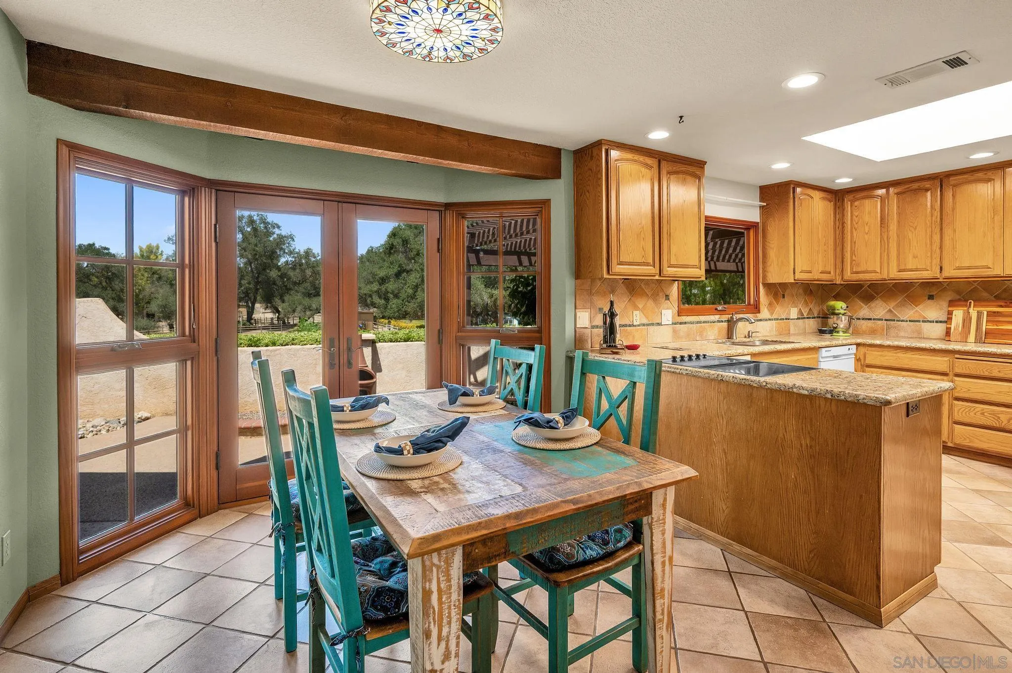 https://cdn.realtyfeed.com/cdn/127/260019845/00695eb5220e13b15d3dd4bb4be31ece.webp
