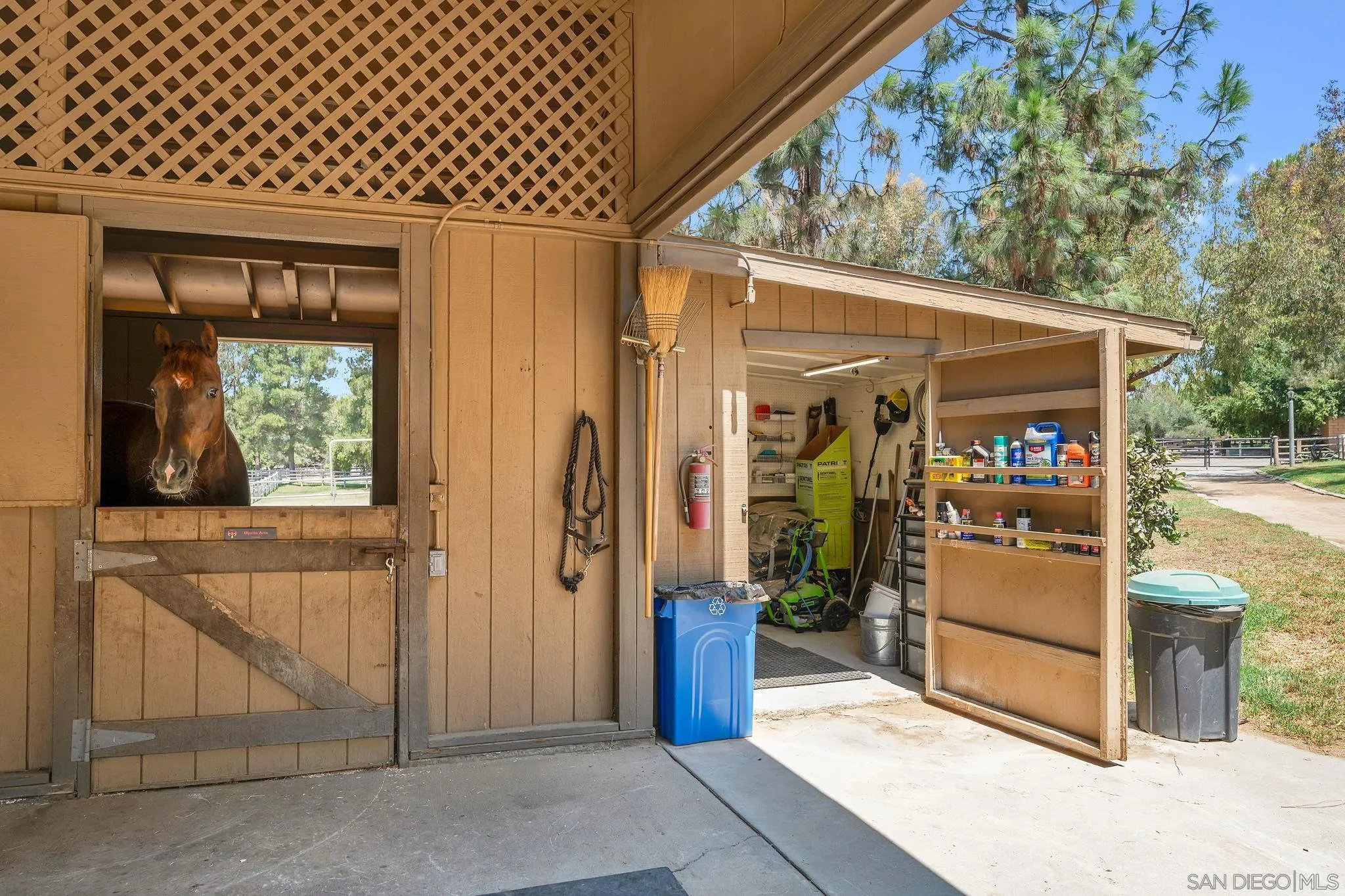 https://cdn.realtyfeed.com/cdn/127/260019845/07d4cf80228a919b4818ccd7f477cec5.webp