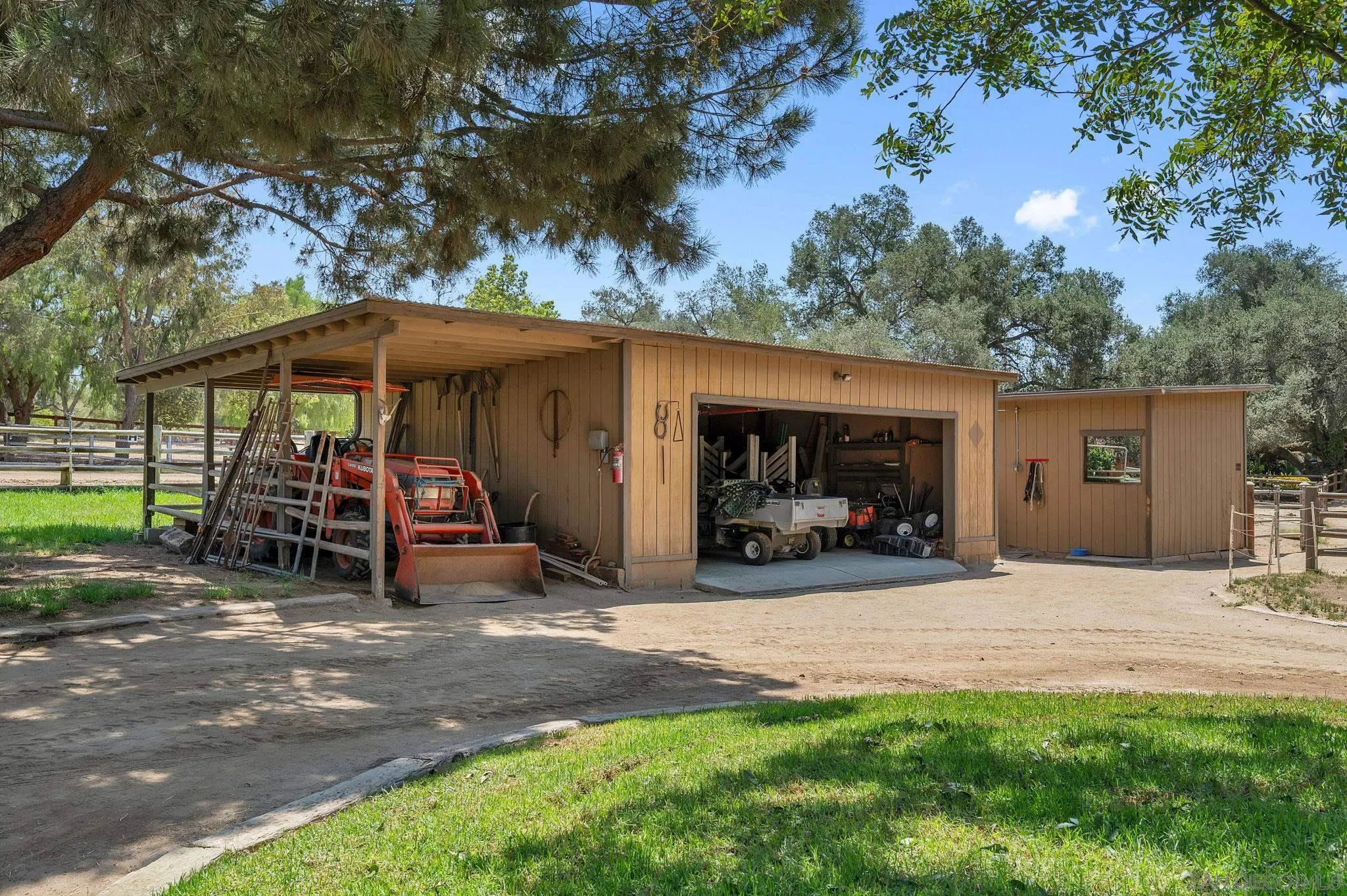 https://cdn.realtyfeed.com/cdn/127/260019845/104e519c0e2262ac92468fb84b0f1888.webp