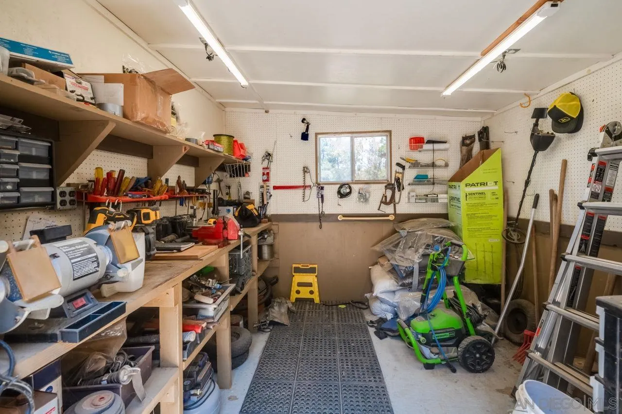https://cdn.realtyfeed.com/cdn/127/260019845/36ea4132e8801f2967e15606b5c5a543.webp