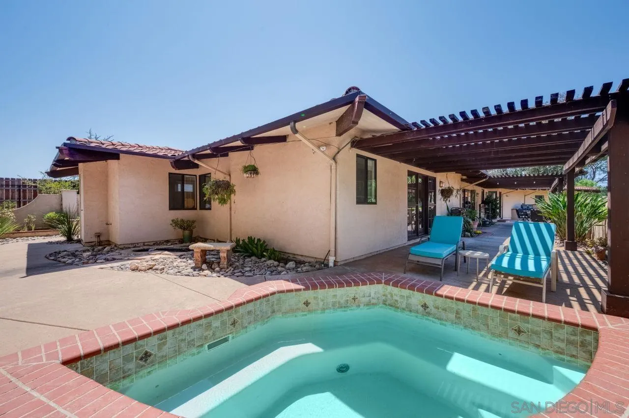 https://cdn.realtyfeed.com/cdn/127/260019845/3f0620cd9889db3203467c266924afb2.webp