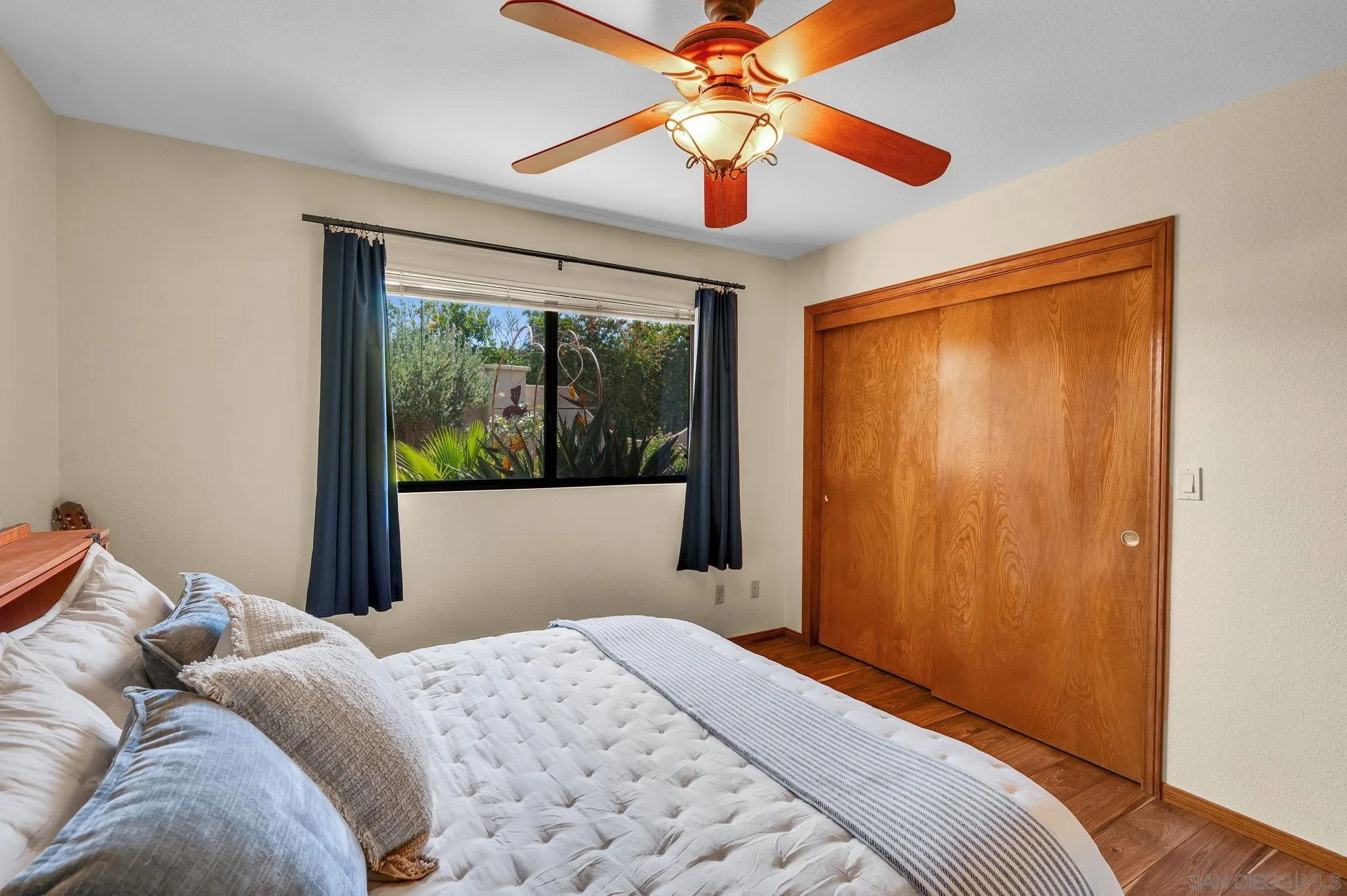 https://cdn.realtyfeed.com/cdn/127/260019845/56ad90bc936d5ecda0f30c1a13ddf528.webp