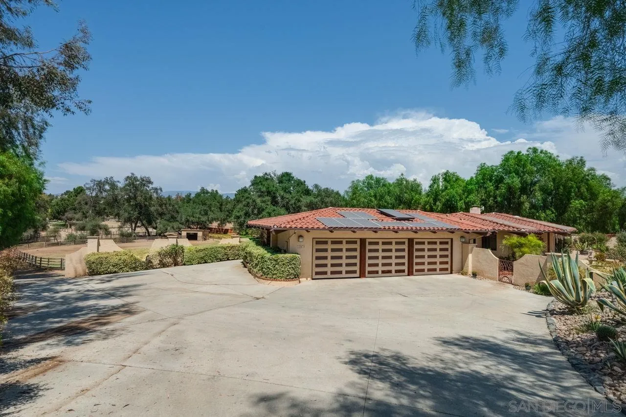 https://cdn.realtyfeed.com/cdn/127/260019845/e3f93438b936d3e4c4a3e5ad5171b78b.webp