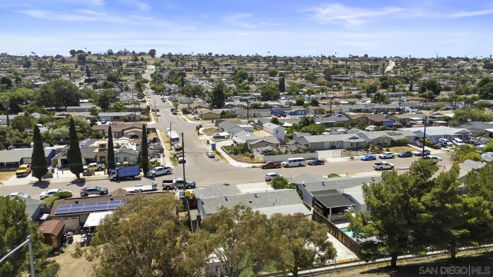 https://cdn.realtyfeed.com/cdn/127/260019847/a3b8a5ccf73332bf4ed7759359b84574.webp