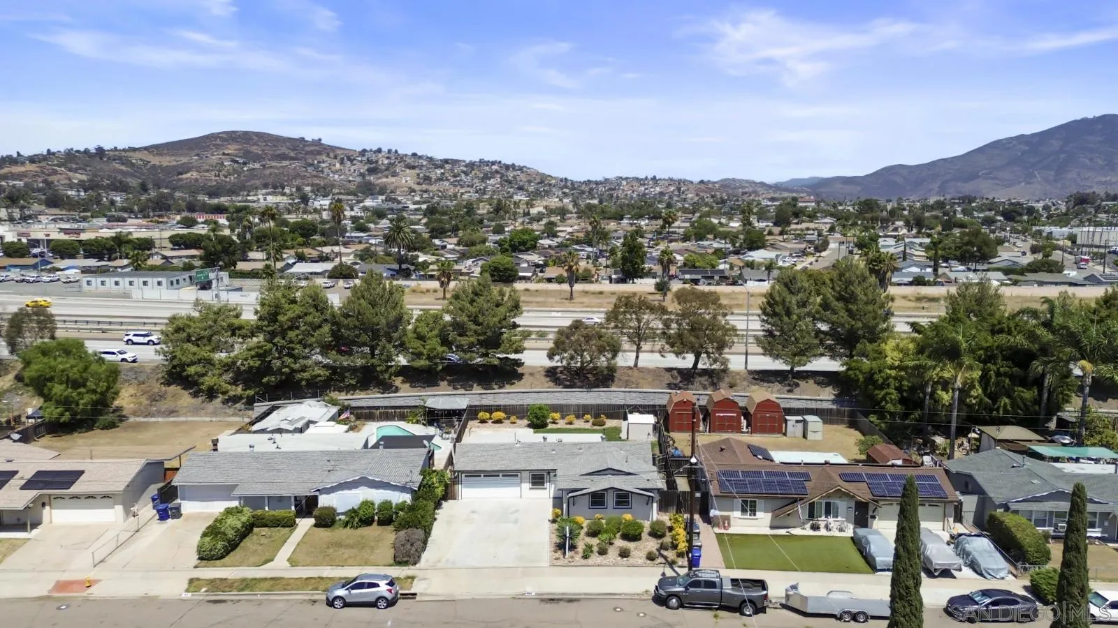 https://cdn.realtyfeed.com/cdn/127/260019847/a3cbd786eaf2762124c626ccc5b0644a.webp