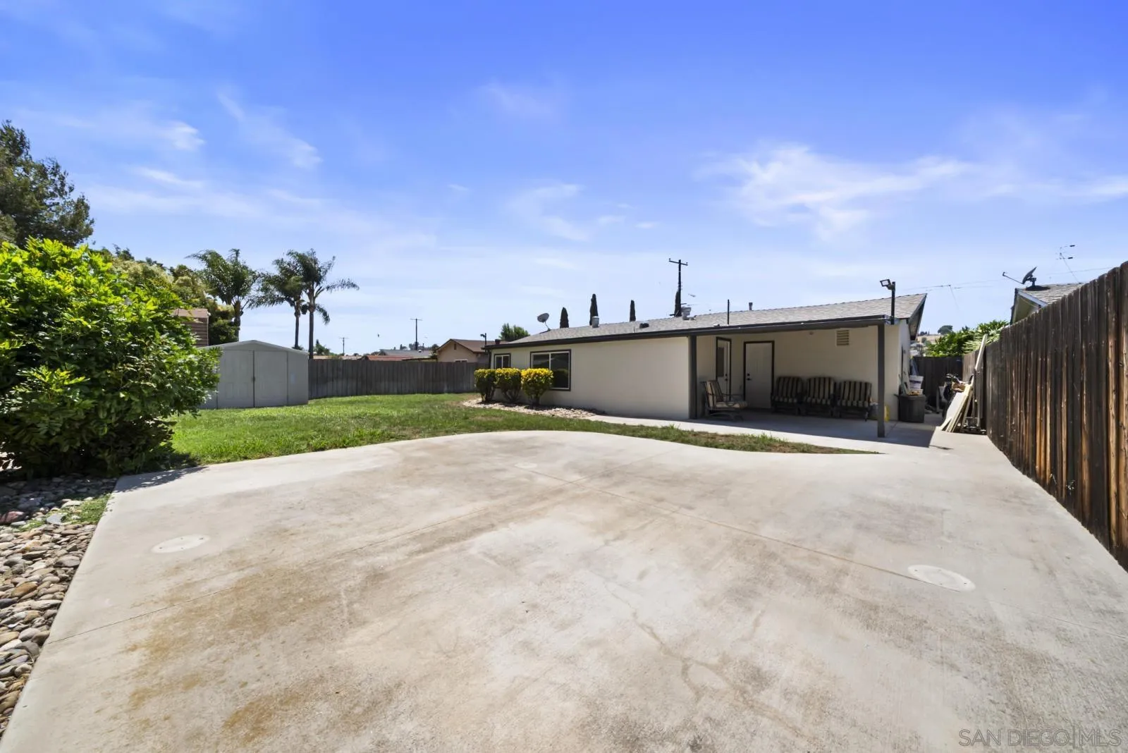https://cdn.realtyfeed.com/cdn/127/260019847/c5bf30d34e49c3126a8115a244f92b04.webp