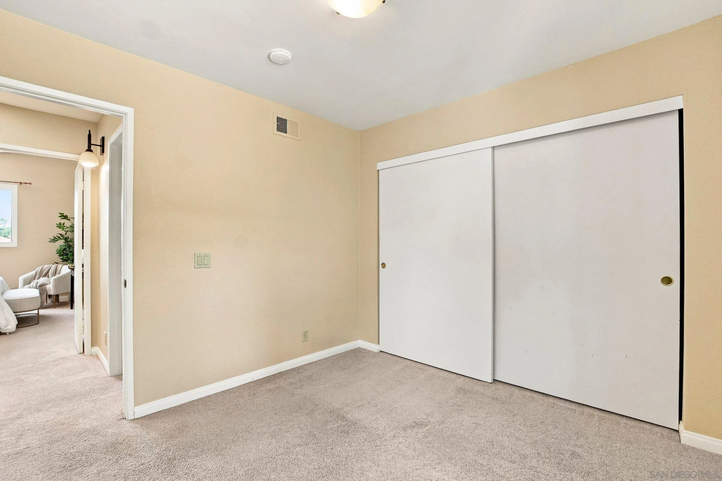 https://cdn.realtyfeed.com/cdn/127/260019850/2b30a1a918654f653b9b1ac378b6fc2a.webp
