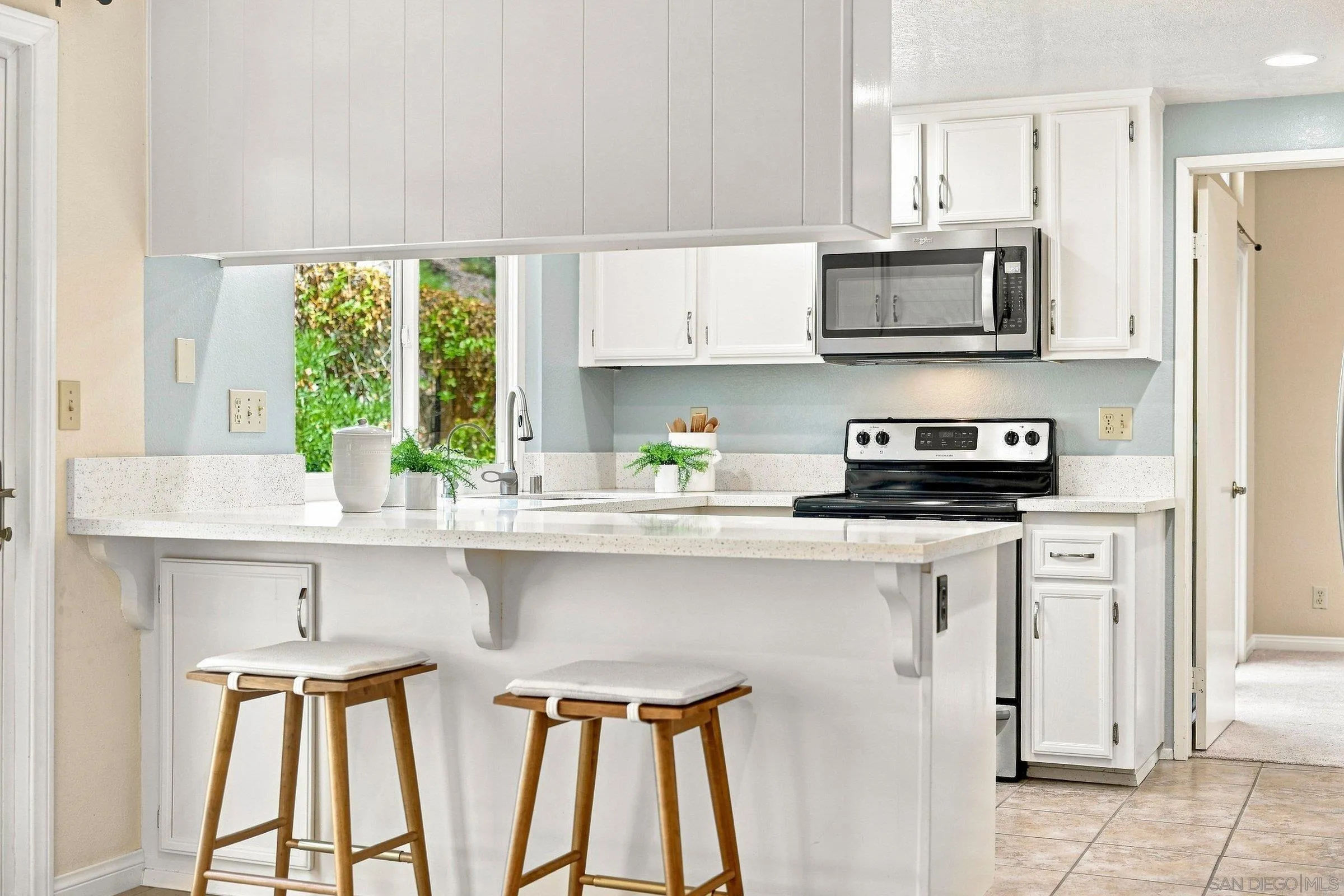 https://cdn.realtyfeed.com/cdn/127/260019850/ababf94f40bcb5dfd079399aa0060bda.webp