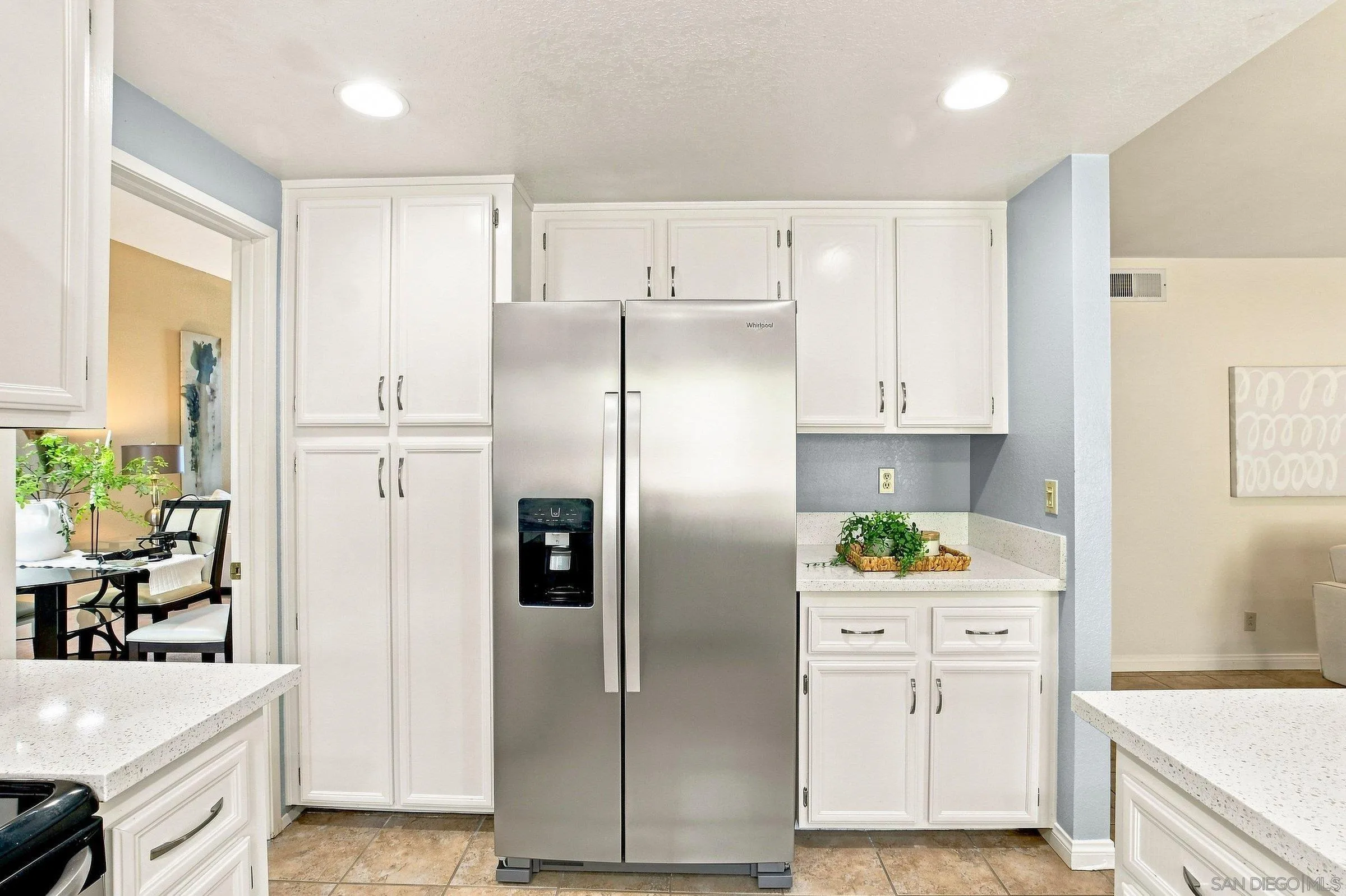 https://cdn.realtyfeed.com/cdn/127/260019850/ca770695c30b47ec1ad3ab502ec5d0da.webp