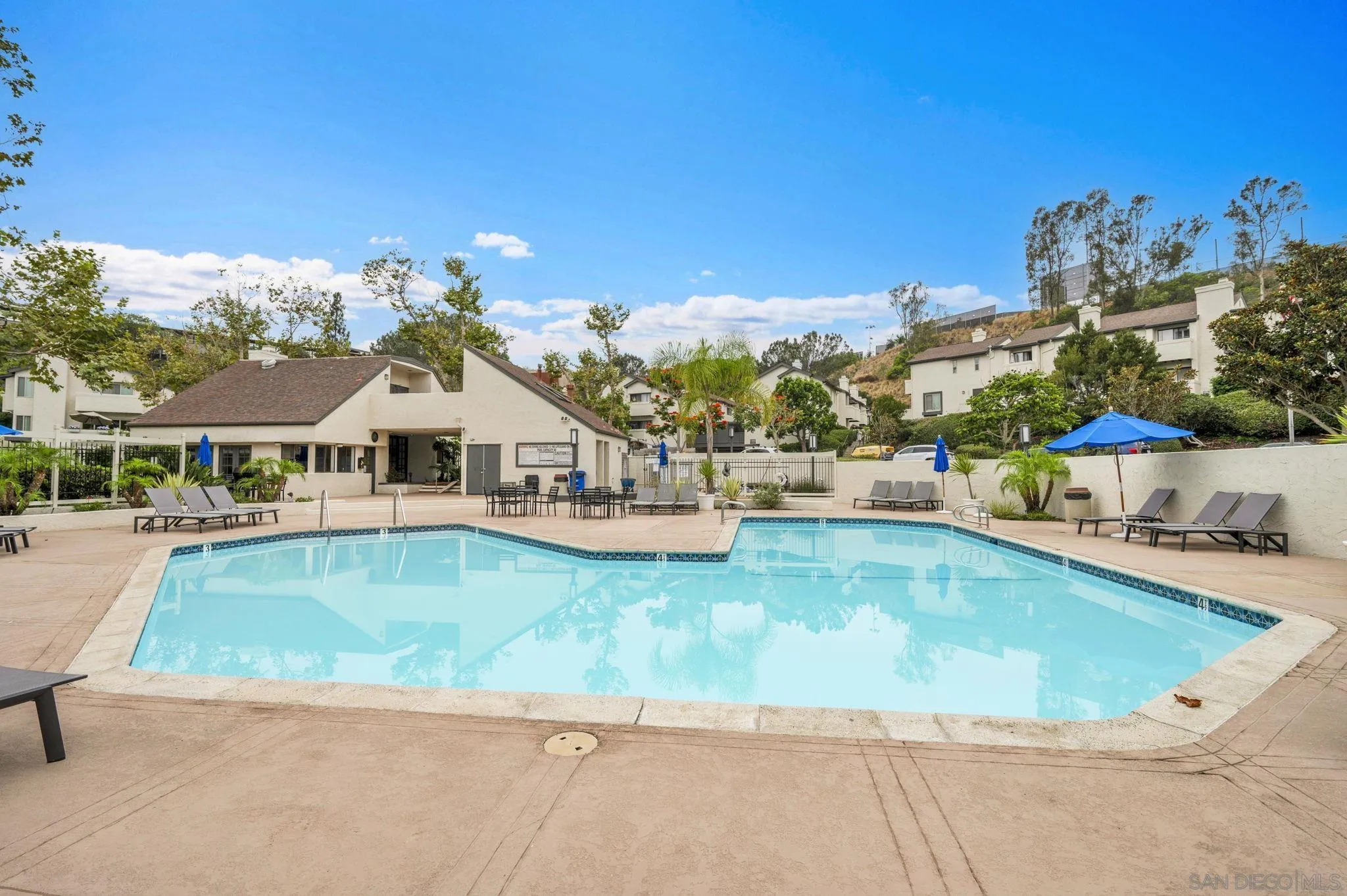 https://cdn.realtyfeed.com/cdn/127/260019851/063b95cb0f36cb5855bedd16bdbe88de.webp