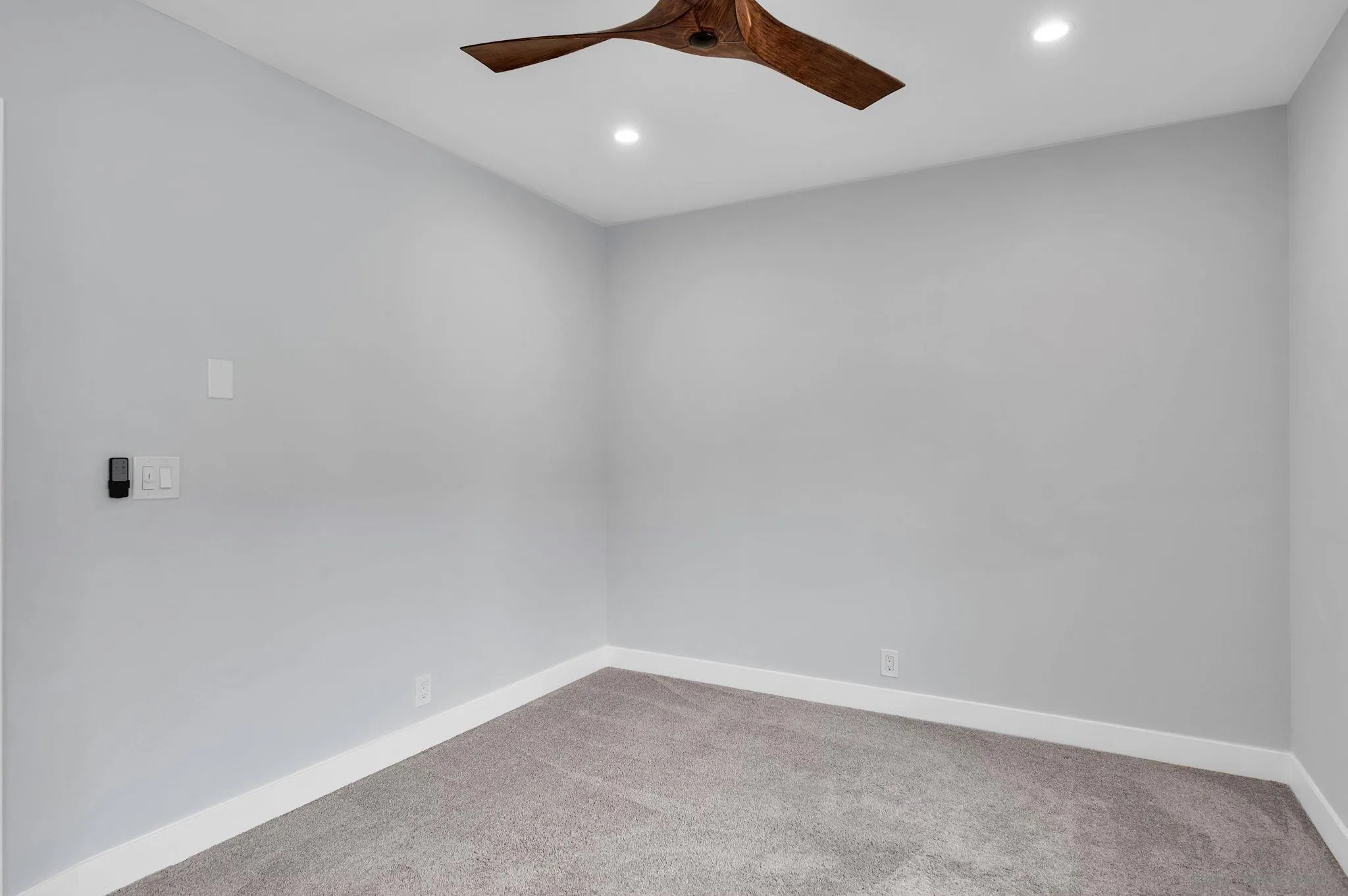 https://cdn.realtyfeed.com/cdn/127/260019851/1bec444a40c2f51a2c1bb2e2ff814392.webp