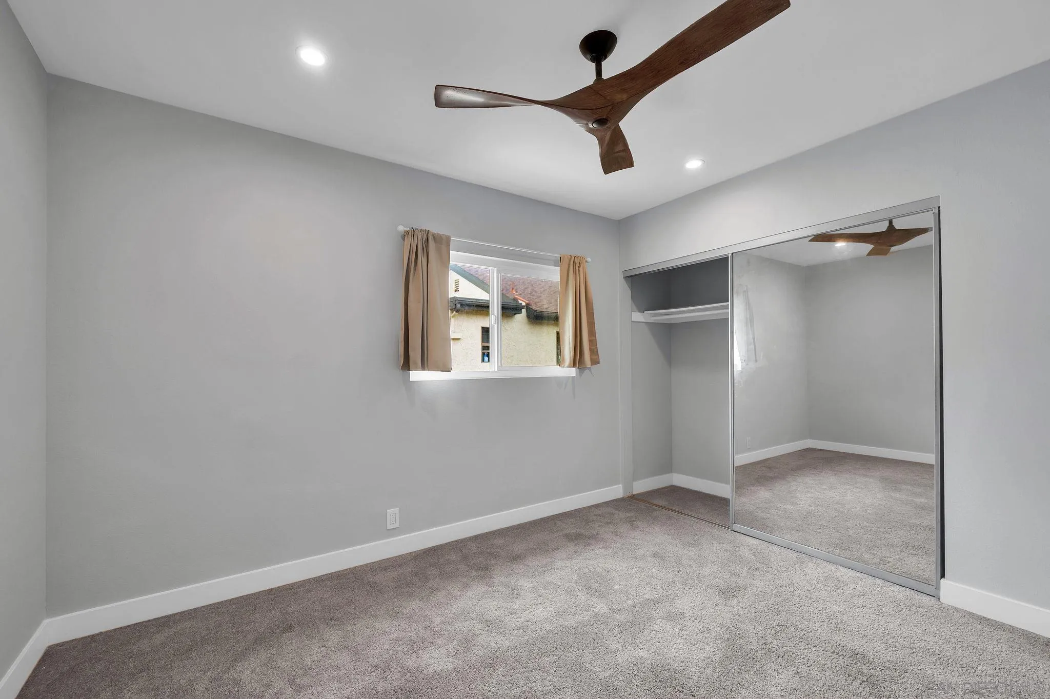 https://cdn.realtyfeed.com/cdn/127/260019851/a56a3e1c5e0ee58a8aaca5485a9ba5a1.webp