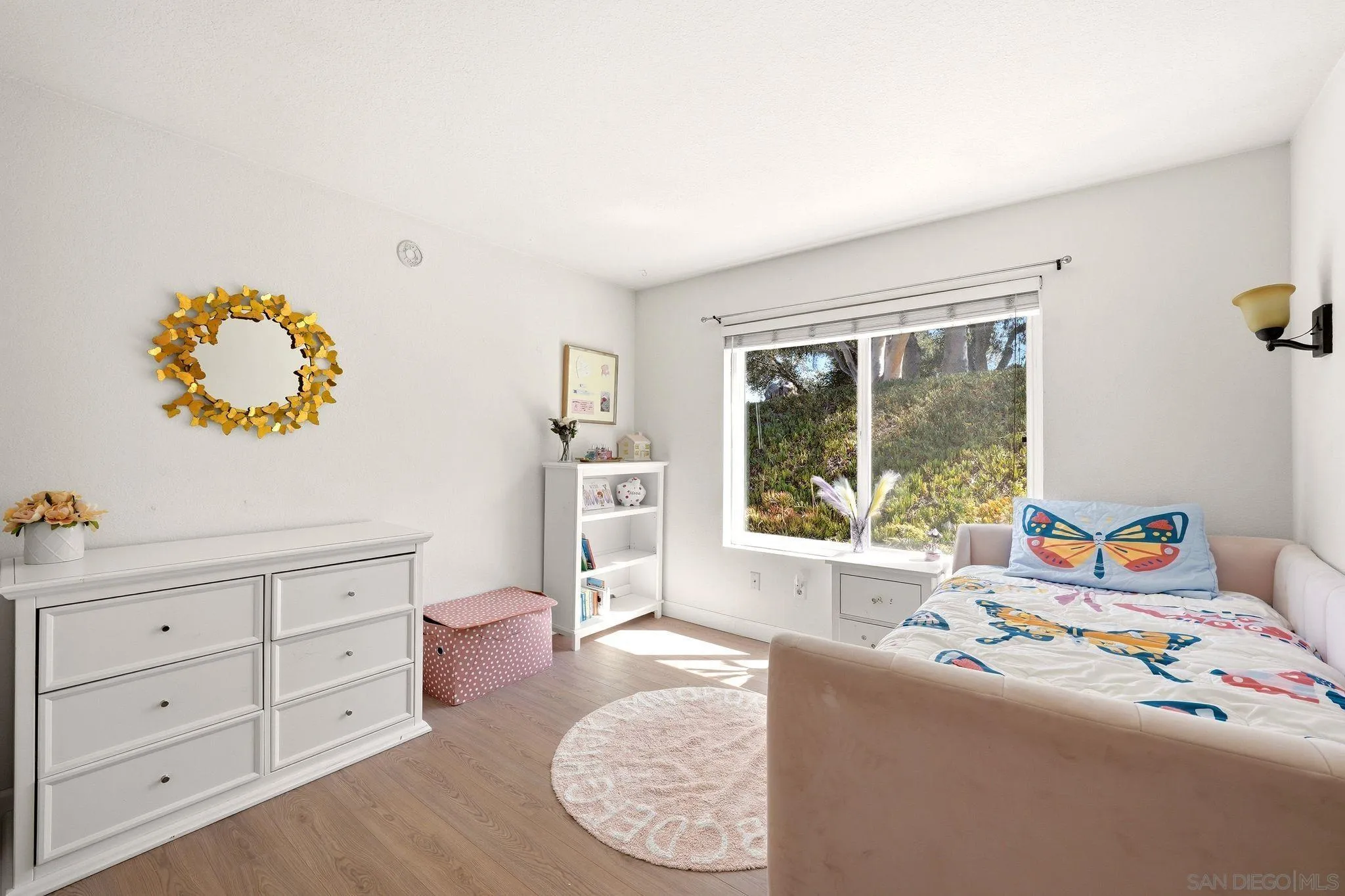 https://cdn.realtyfeed.com/cdn/127/260019854/1873bd66b97d1f7a07c56eb1f19d57f5.webp