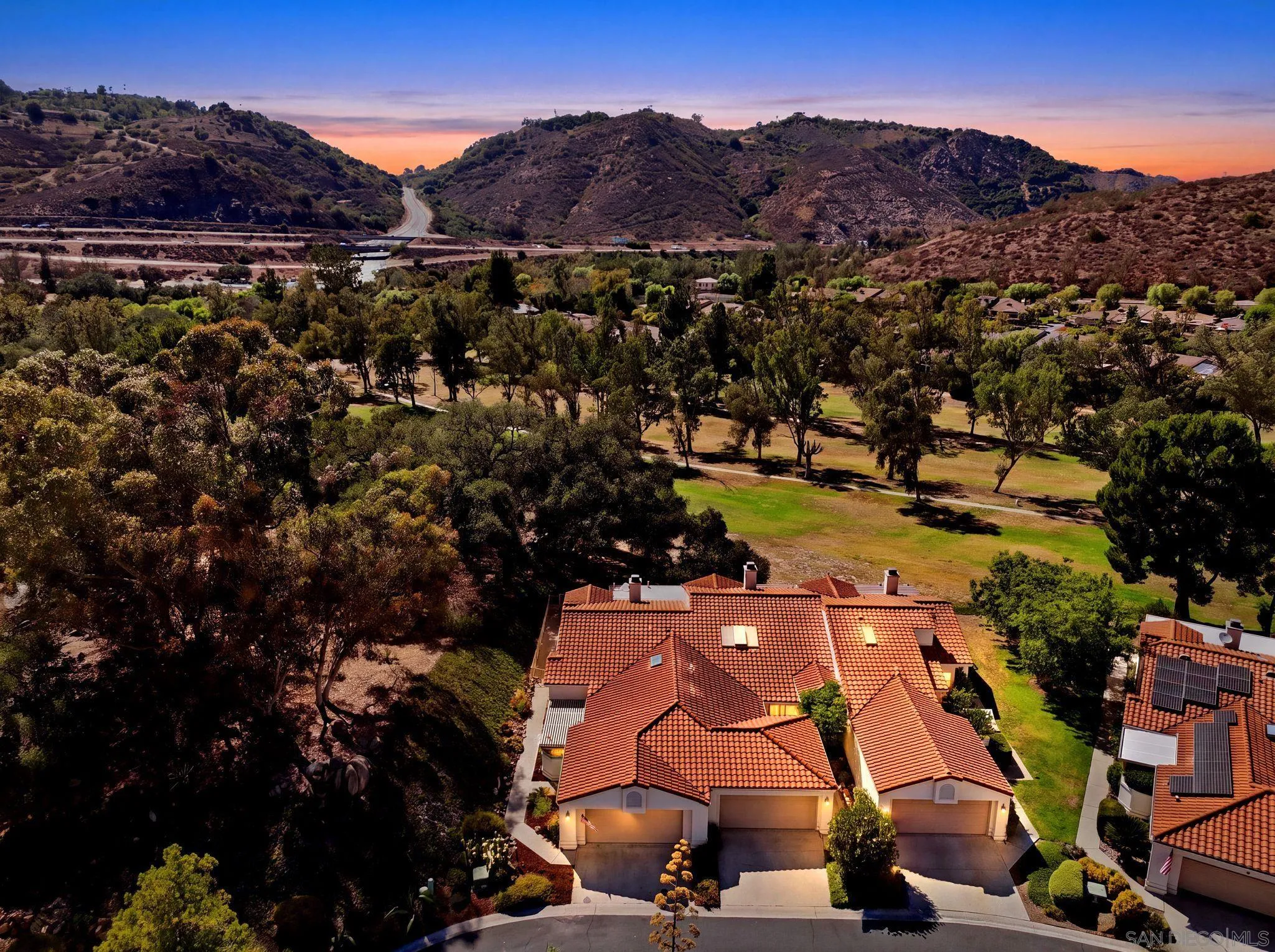 Photo #3: 260019854 Listing: Photo #3