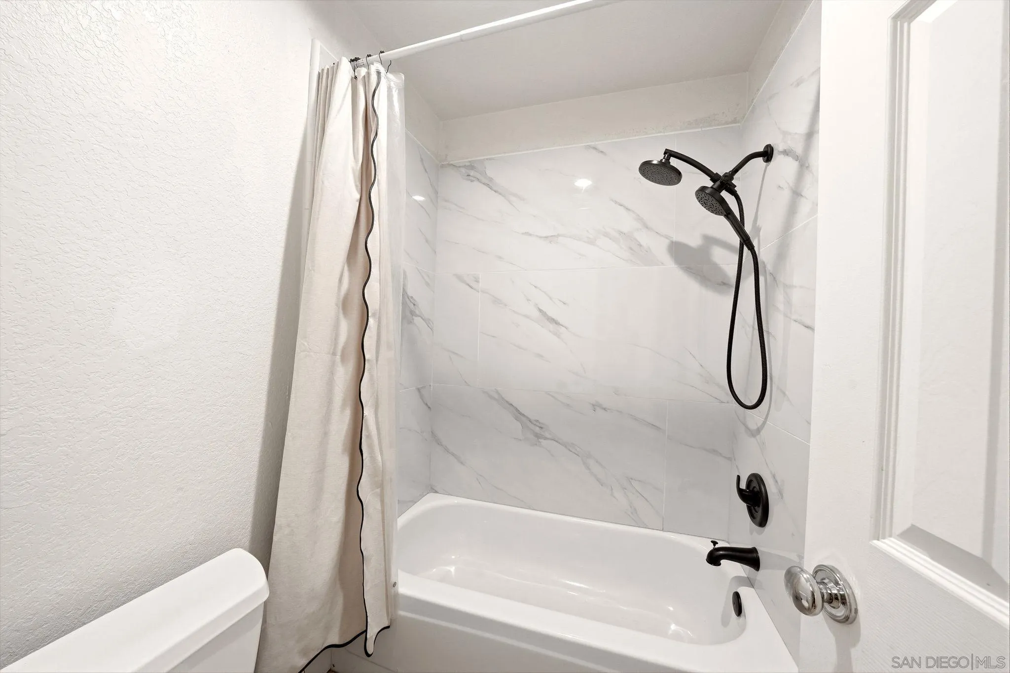 Photo #26: 260019854 Listing: Photo #26