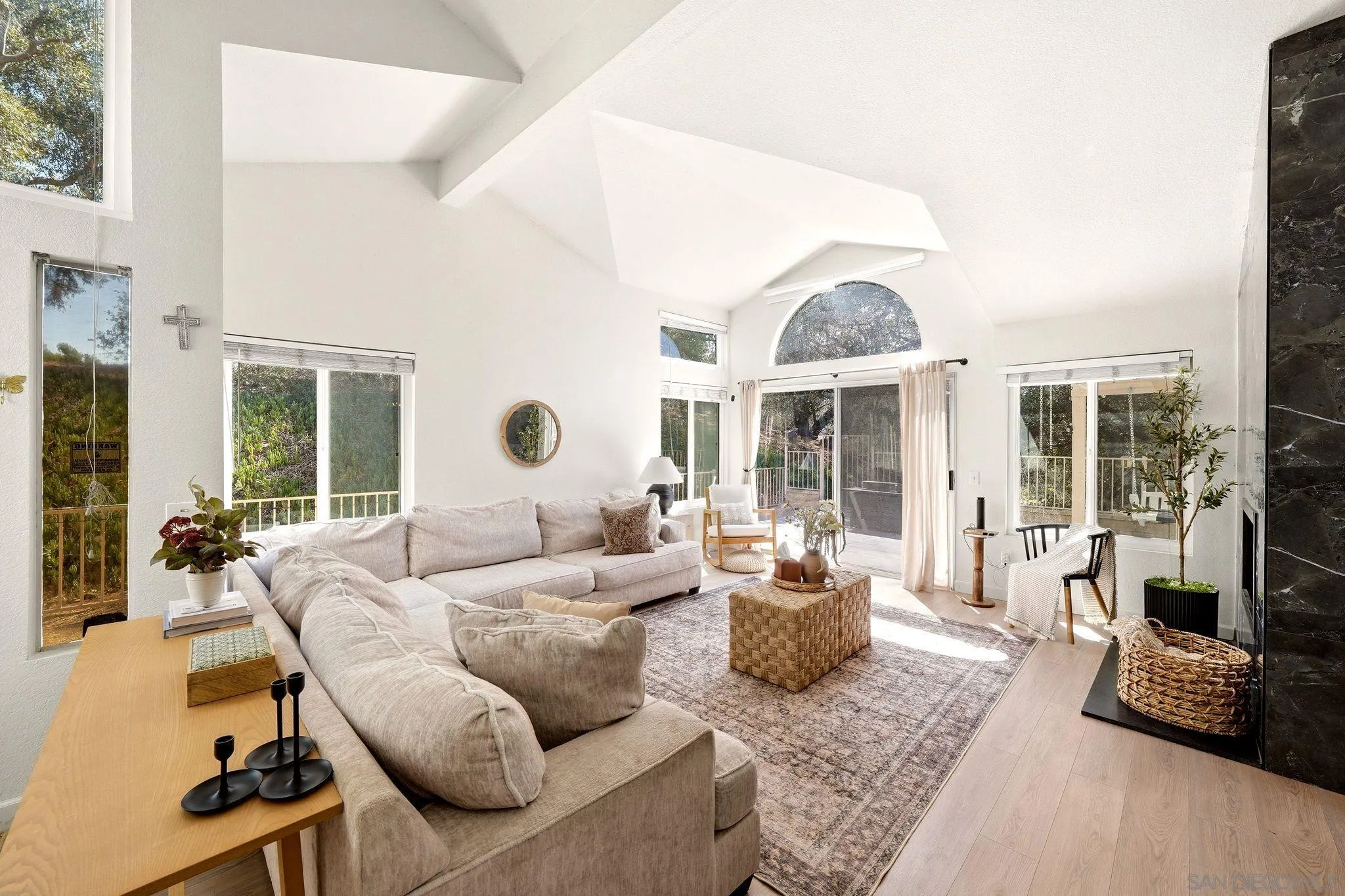 Photo #7: 260019854 Listing: Photo #7