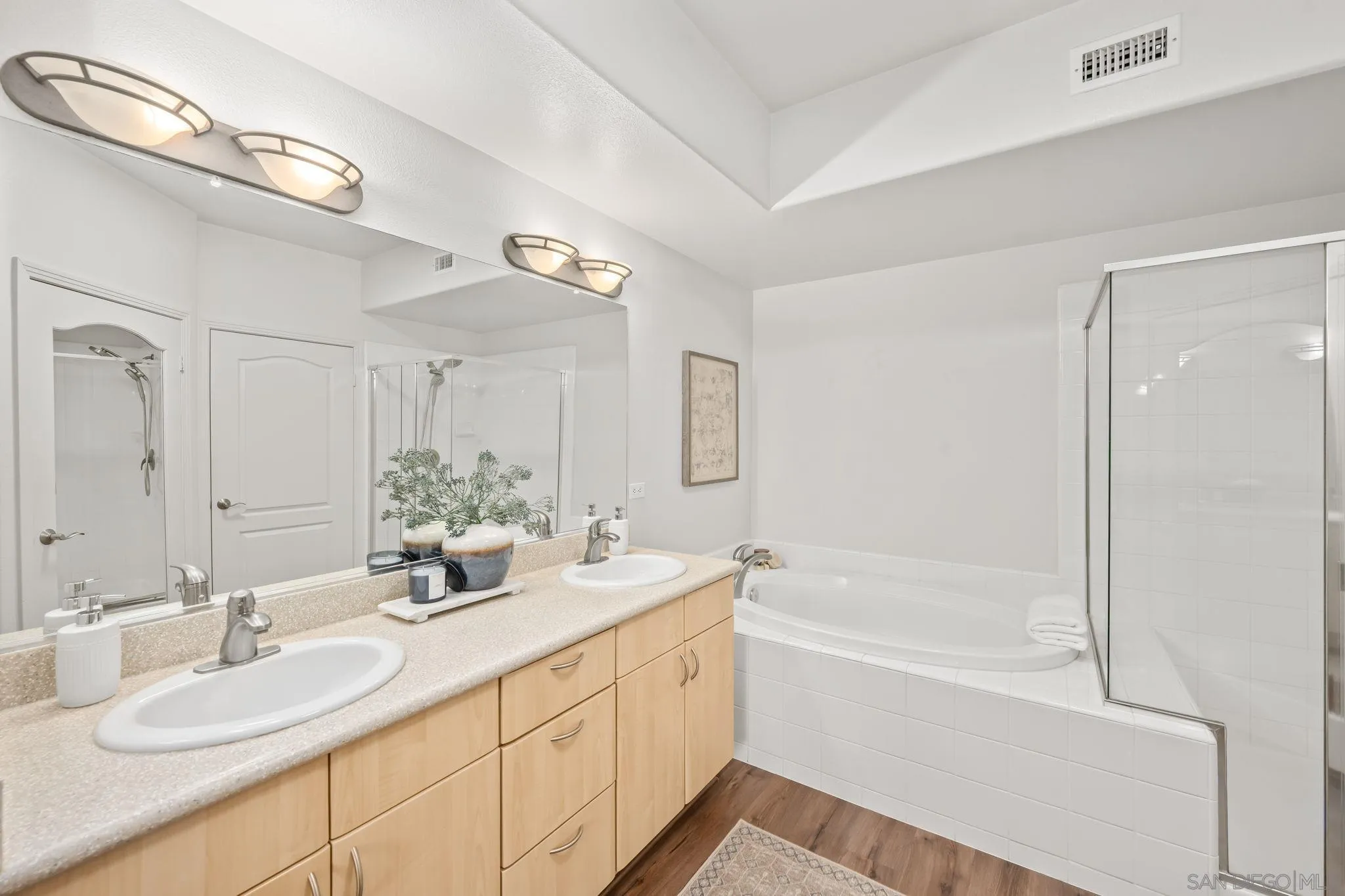 Photo #19: 260019857 Listing: Photo #19